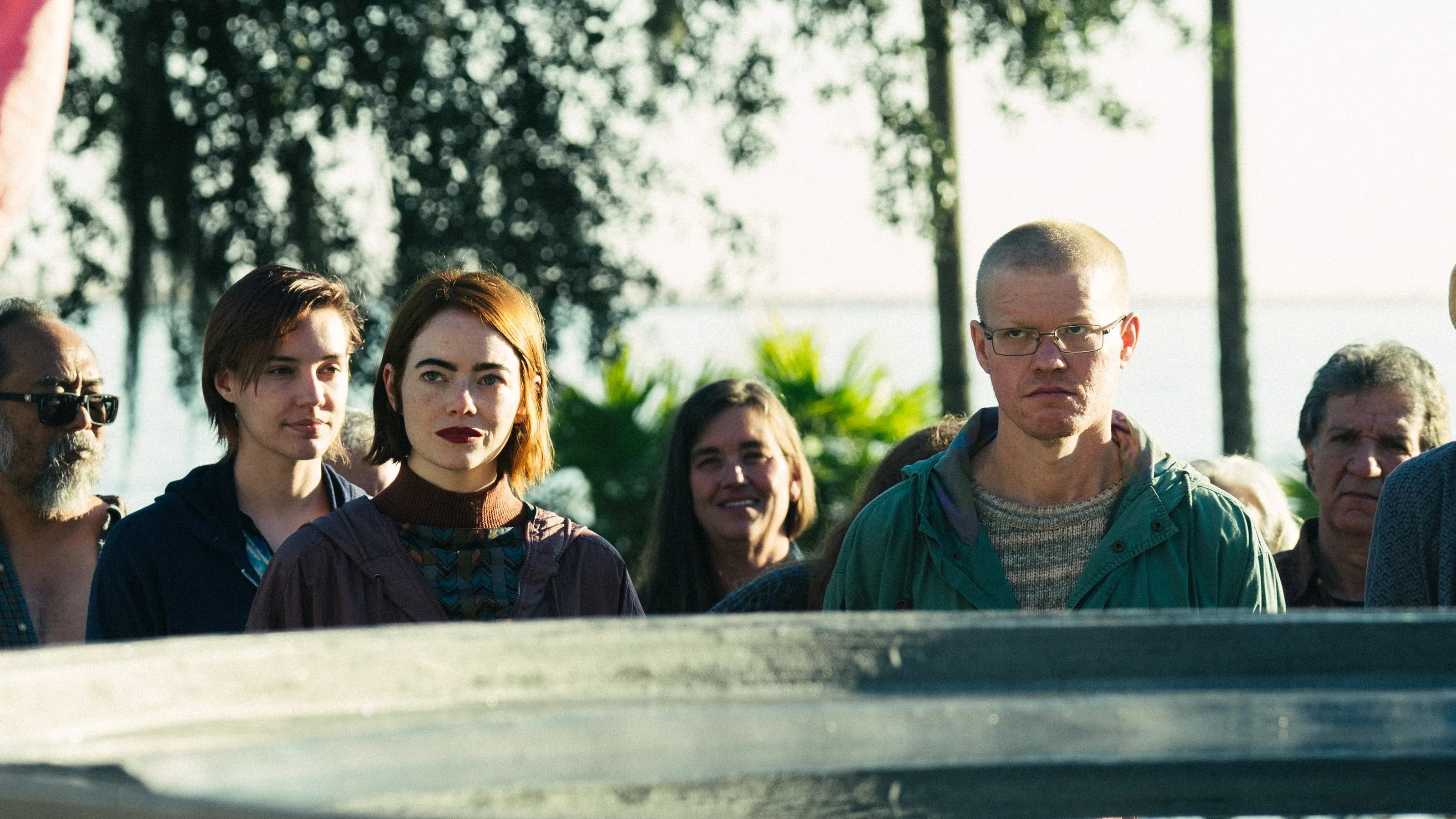 Absurde bioscoopfilm met Emma Stone, Willem Dafoe en Jesse Plemons nu te streamen