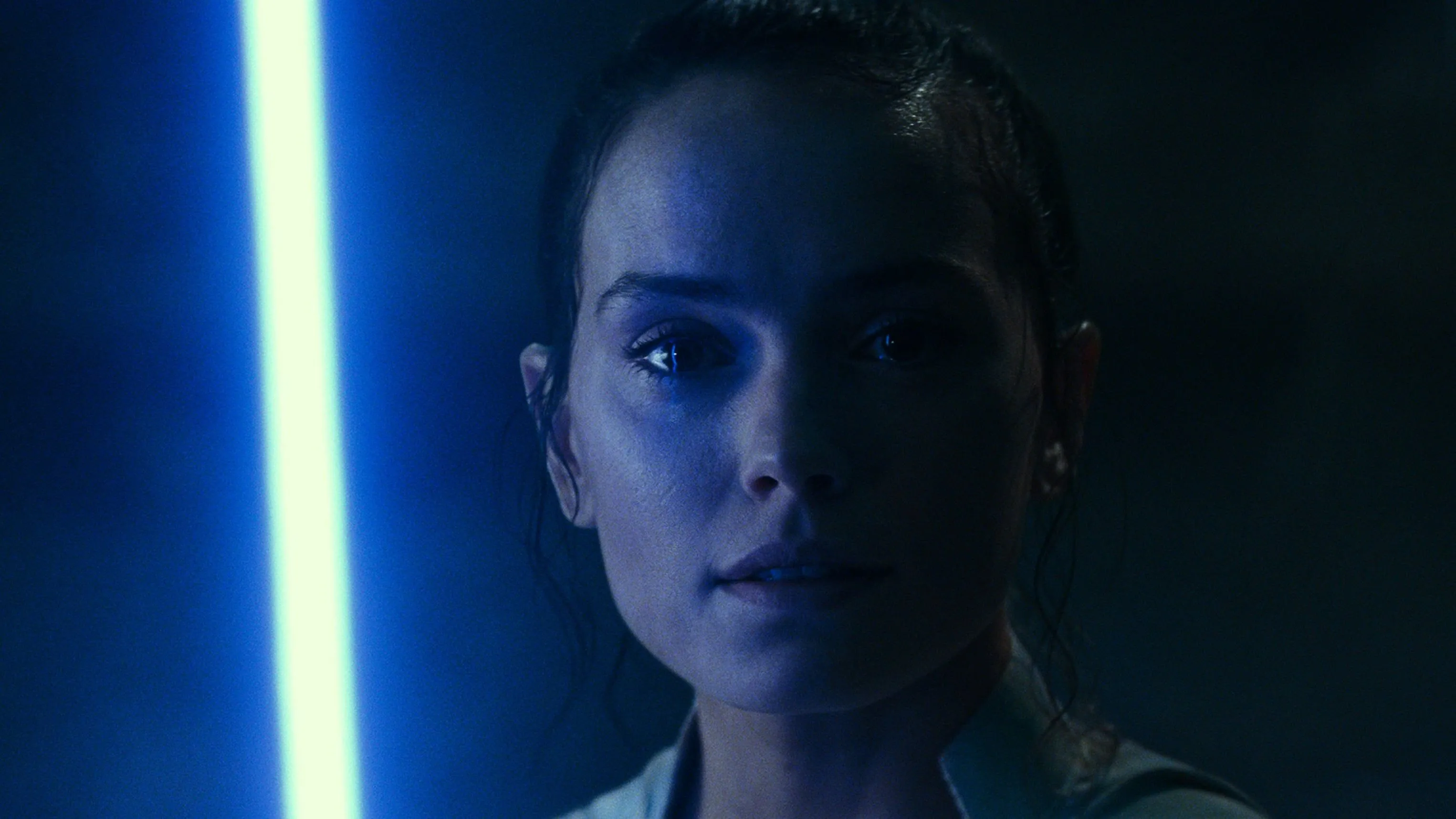 Star Wars-film met Daisy Ridley loopt vertraging op door vertrek van schrijver Steven Knight