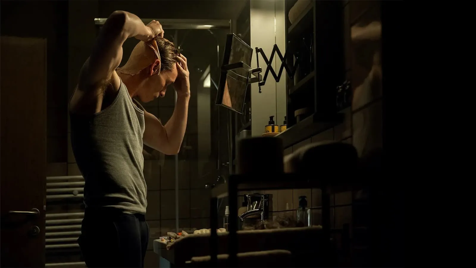 Nieuwe SkyShowtime-serie 'The Day of the Jackal' met Eddie Redmayne onthult officiële trailer