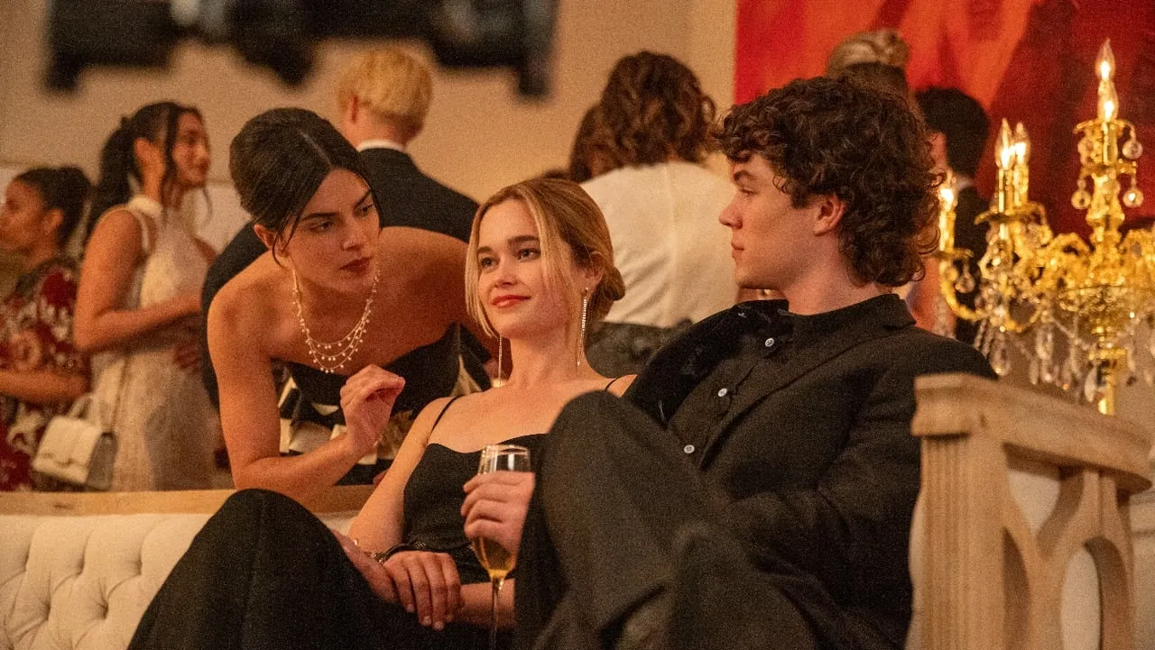 Moderne remake van cultklassieker 'Cruel Intentions' vanaf vandaag te zien op Prime Video