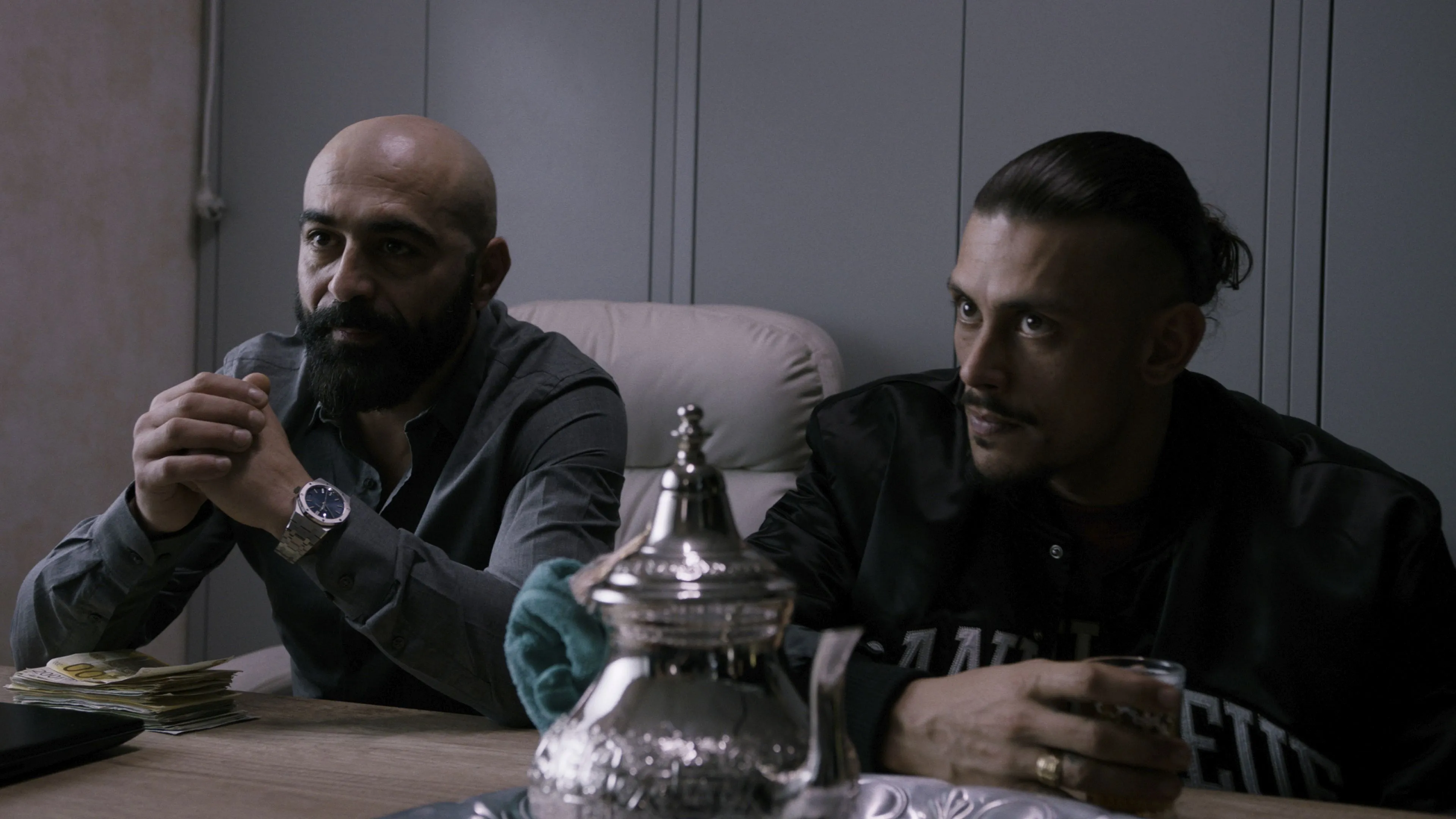 Heftige Nederlandse misdaadfilm 'Loverboy: Emoties Uit' vanaf vandaag te streamen