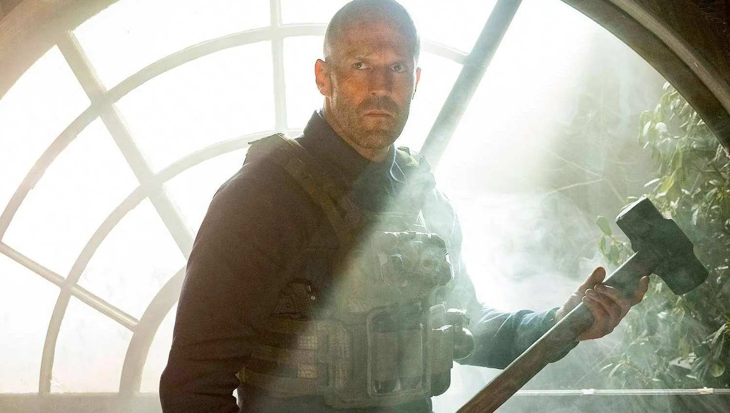 'A Working Man' trailer: Jason Statham redt ontvoerd meisje in nieuwe explosieve actiefilm
