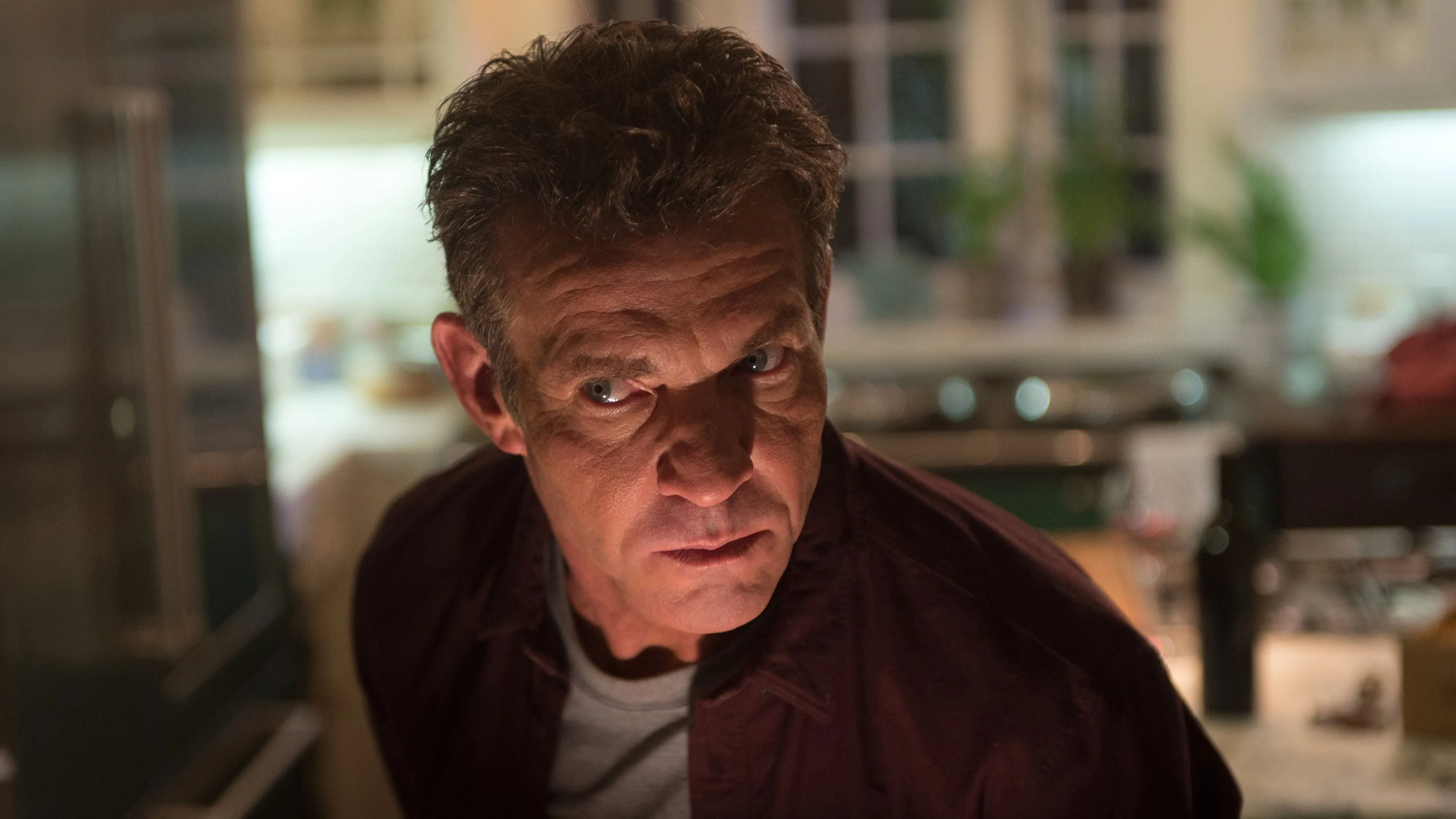 Netflix-kijkers smullen van thriller met 'The Substance'-ster Dennis Quaid: “Kijkt lekker weg!”