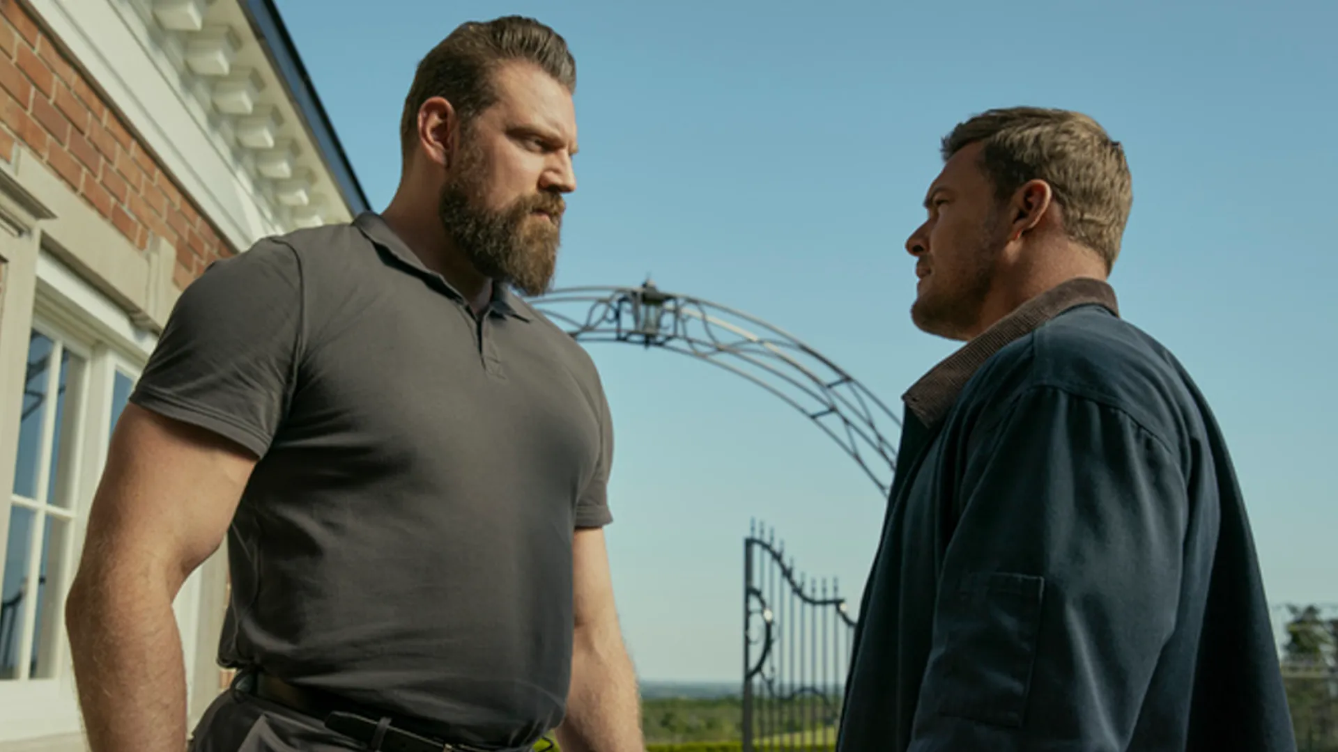 Olivier Richters speelt een imposante crimineel in seizoen 3 van Prime Video-serie 'Reacher'