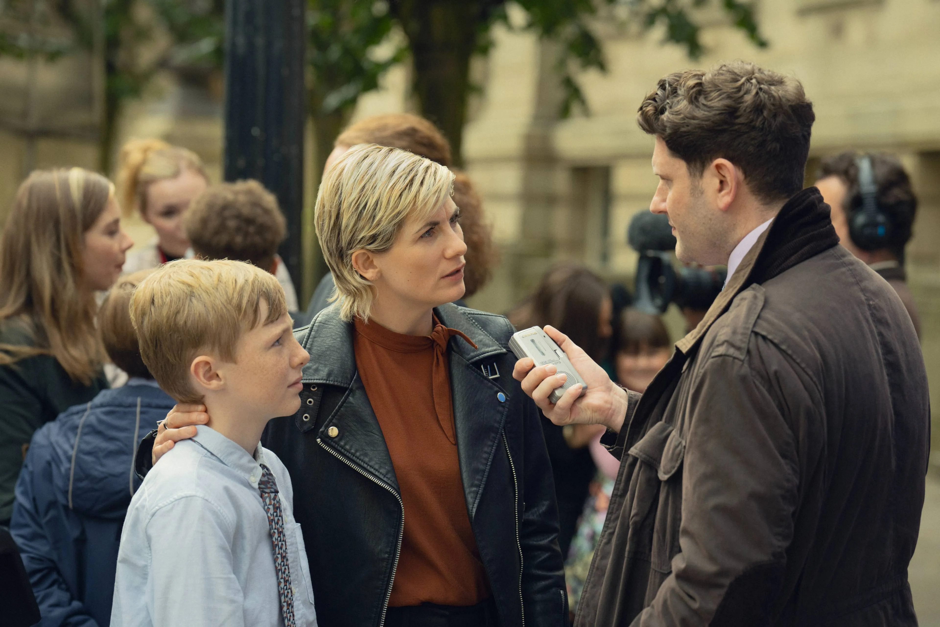 Netflix prikt datum voor nieuwe dramaserie 'Toxic Town' met Jodie Whittaker