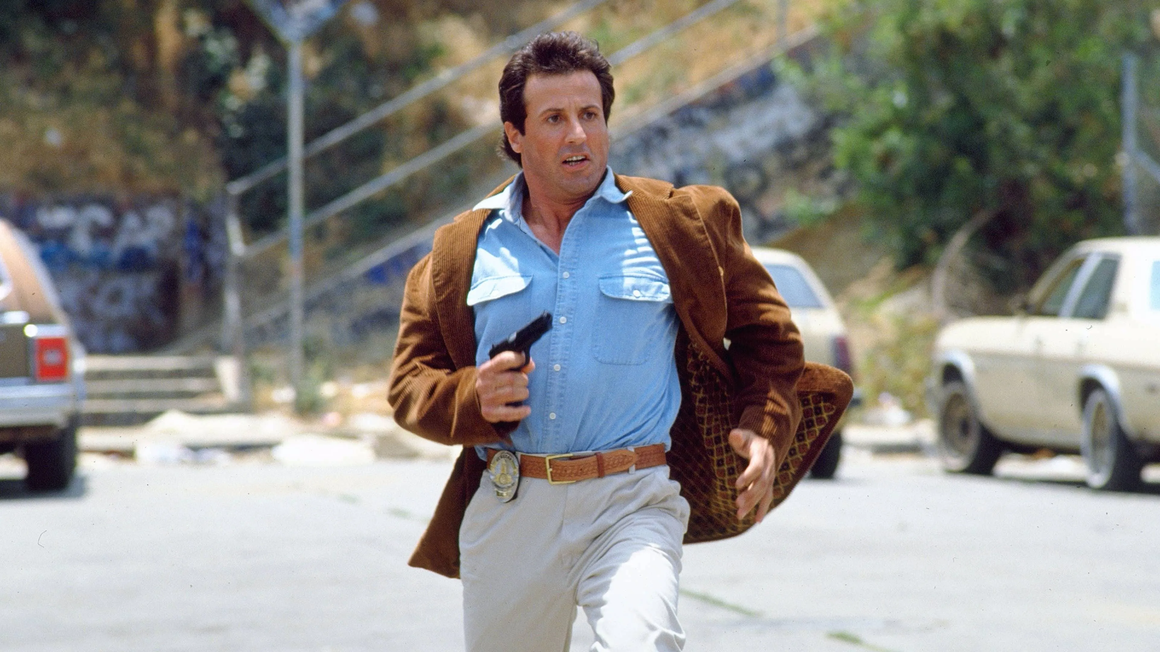 Hoe Arnold Schwarzenegger Sylvester Stallone in een rampzalige jaren 90-film luisde