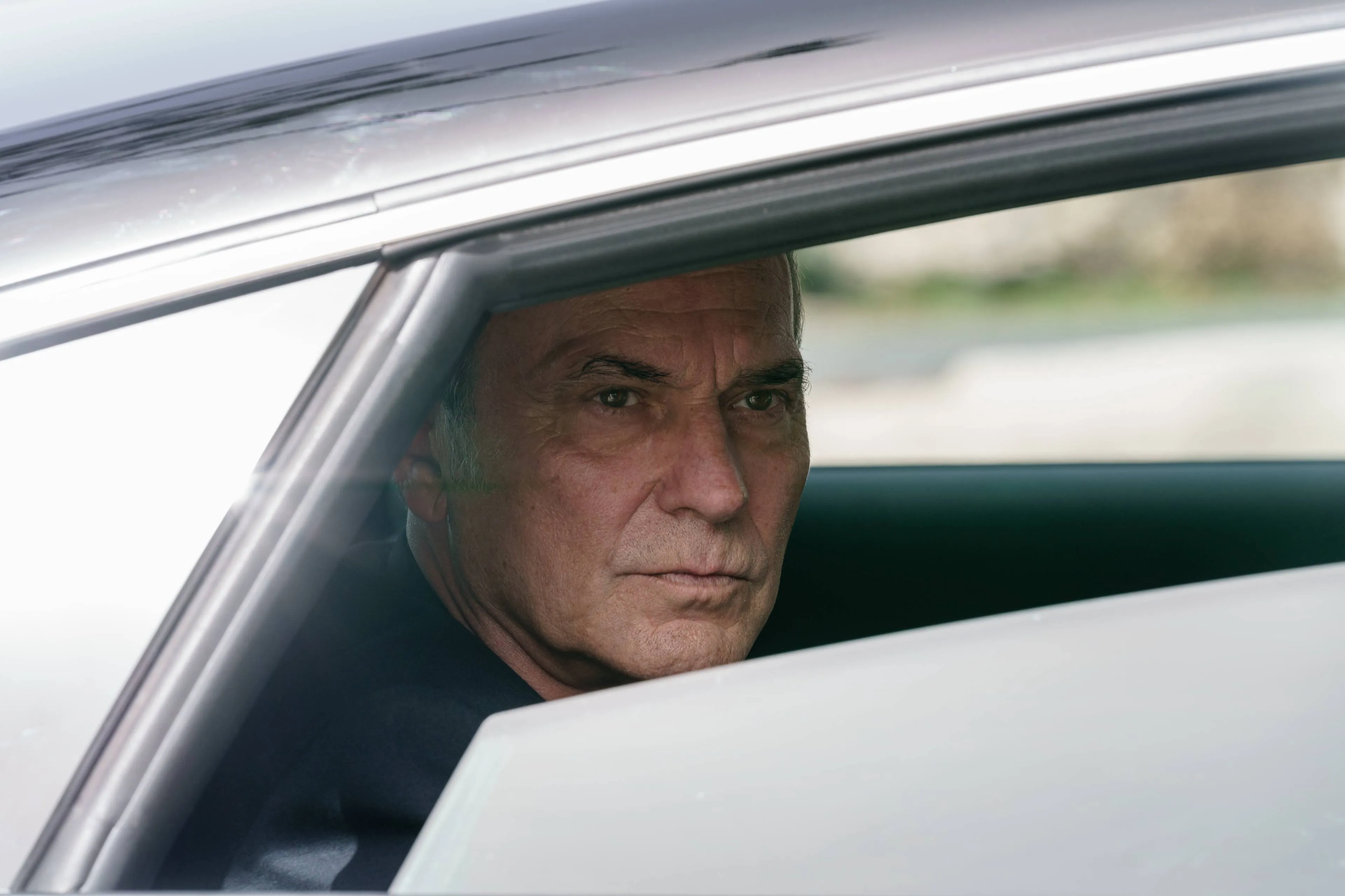 Netflix onthult eerste beelden en releasedatum van nieuwe Spaanse dramaserie 'Legado'