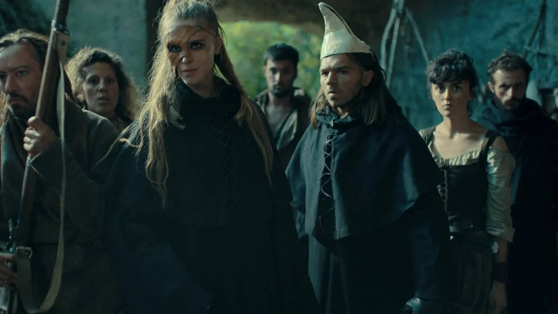 In deze absurde Netflix-serie verandert de adel in bloeddorstige monsters: "Krankzinnig goed!"