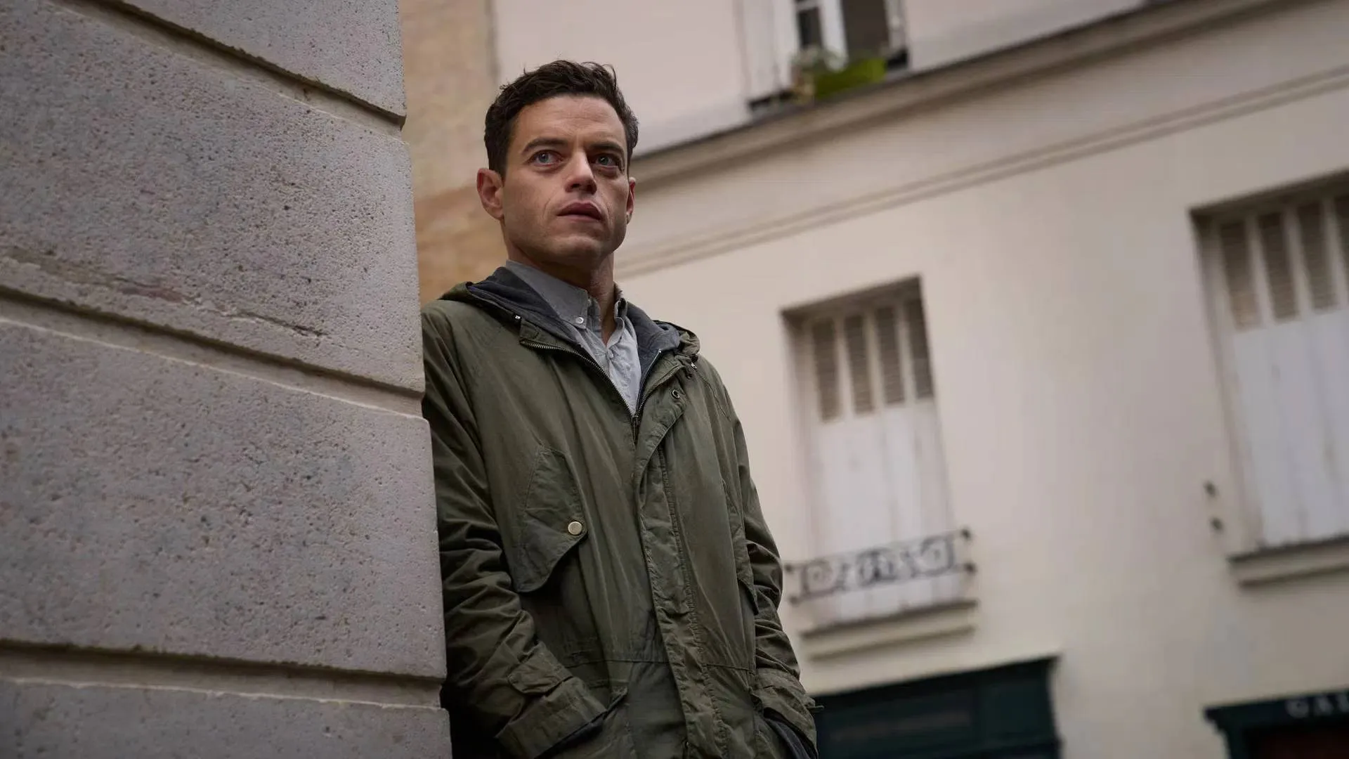 Nieuwe spionagethriller met Rami Malek en Laurence Fishburne vanaf deze week te zien