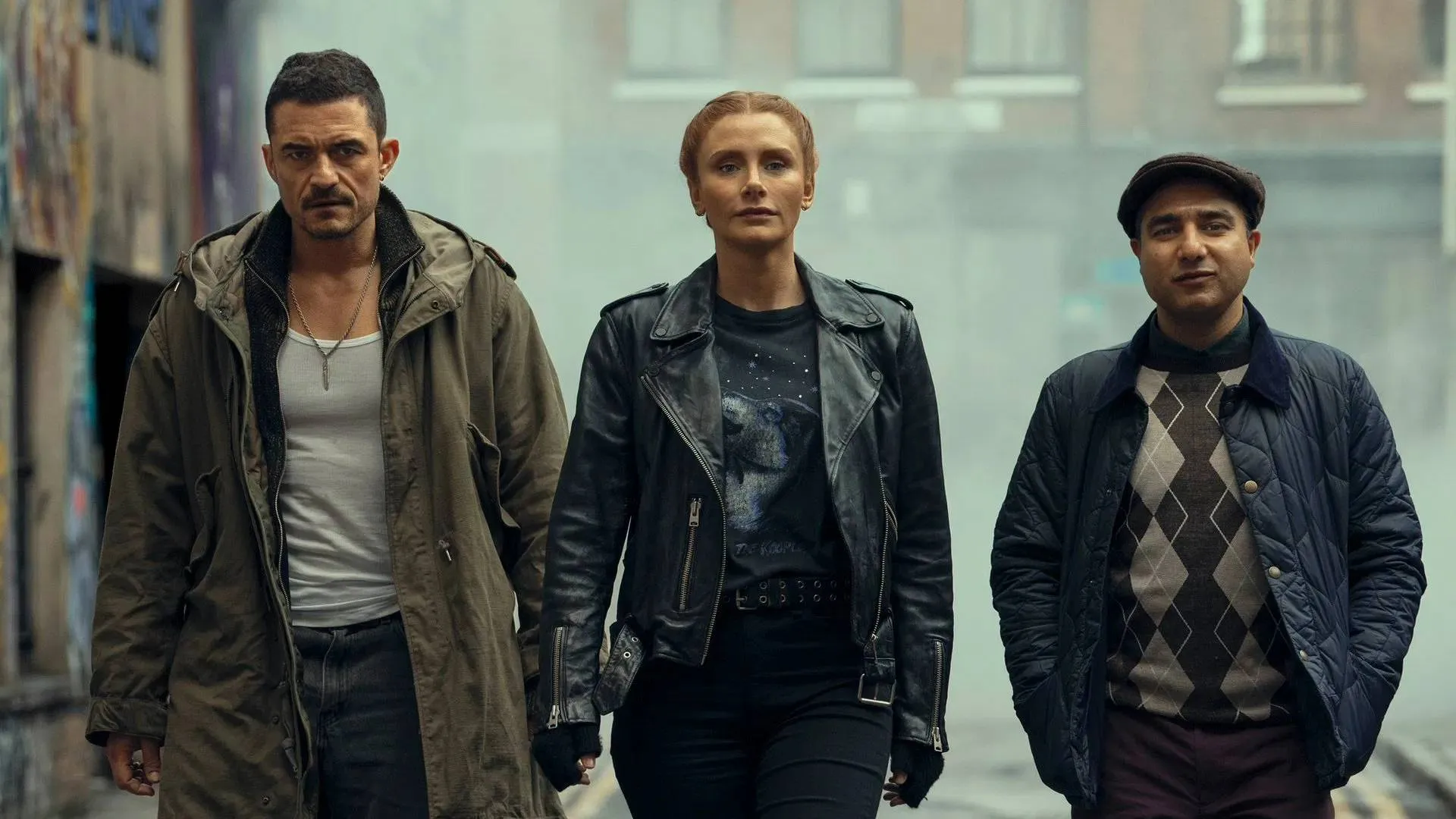 Prime Video deelt eerste beelden van nieuwe misdaadfilm met Orlando Bloom: 'Deep Cover'