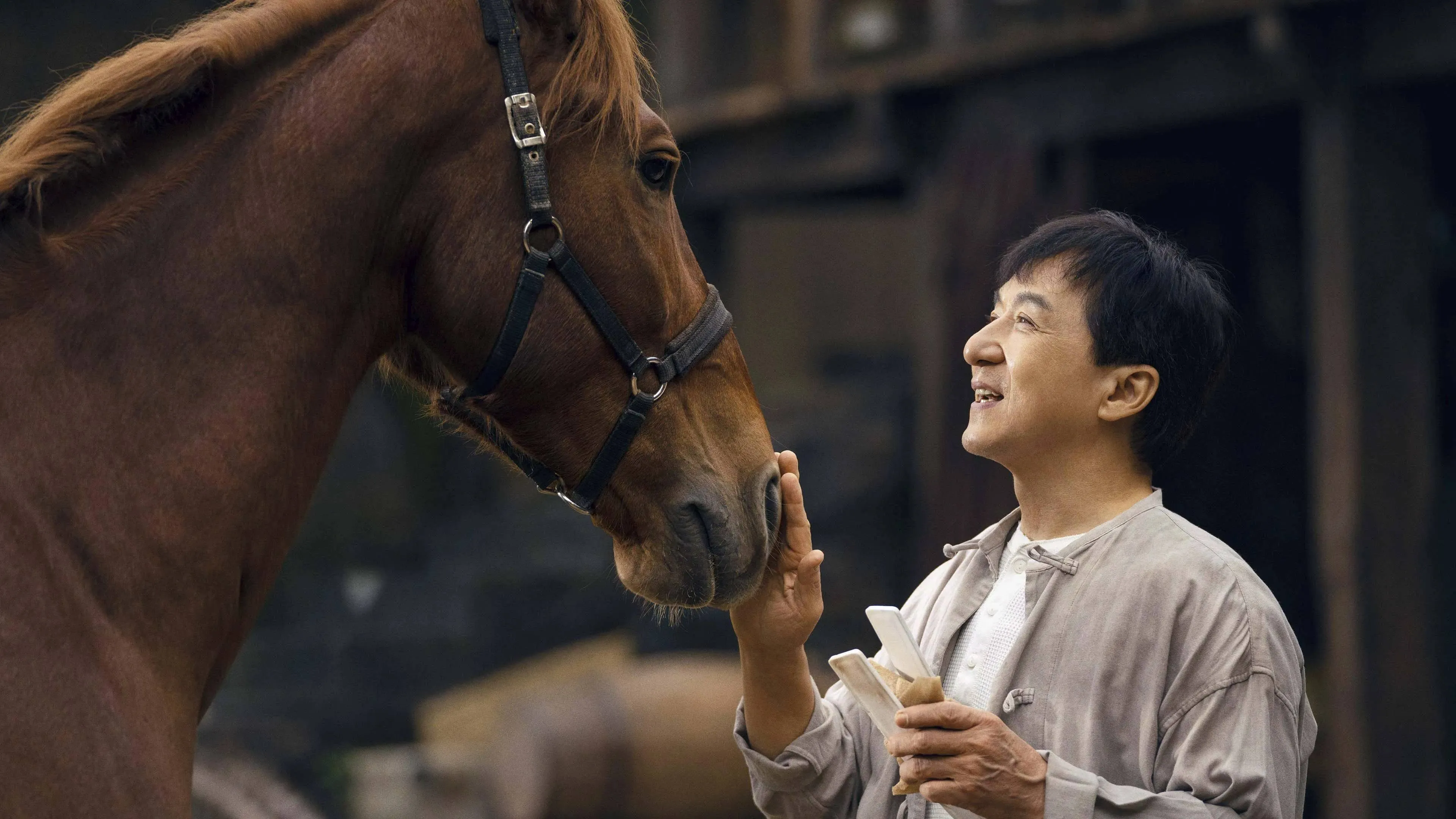 Jackie Chan is op z’n kwetsbaarst in deze aangrijpende dramafilm op Prime Video: "Huilen!"