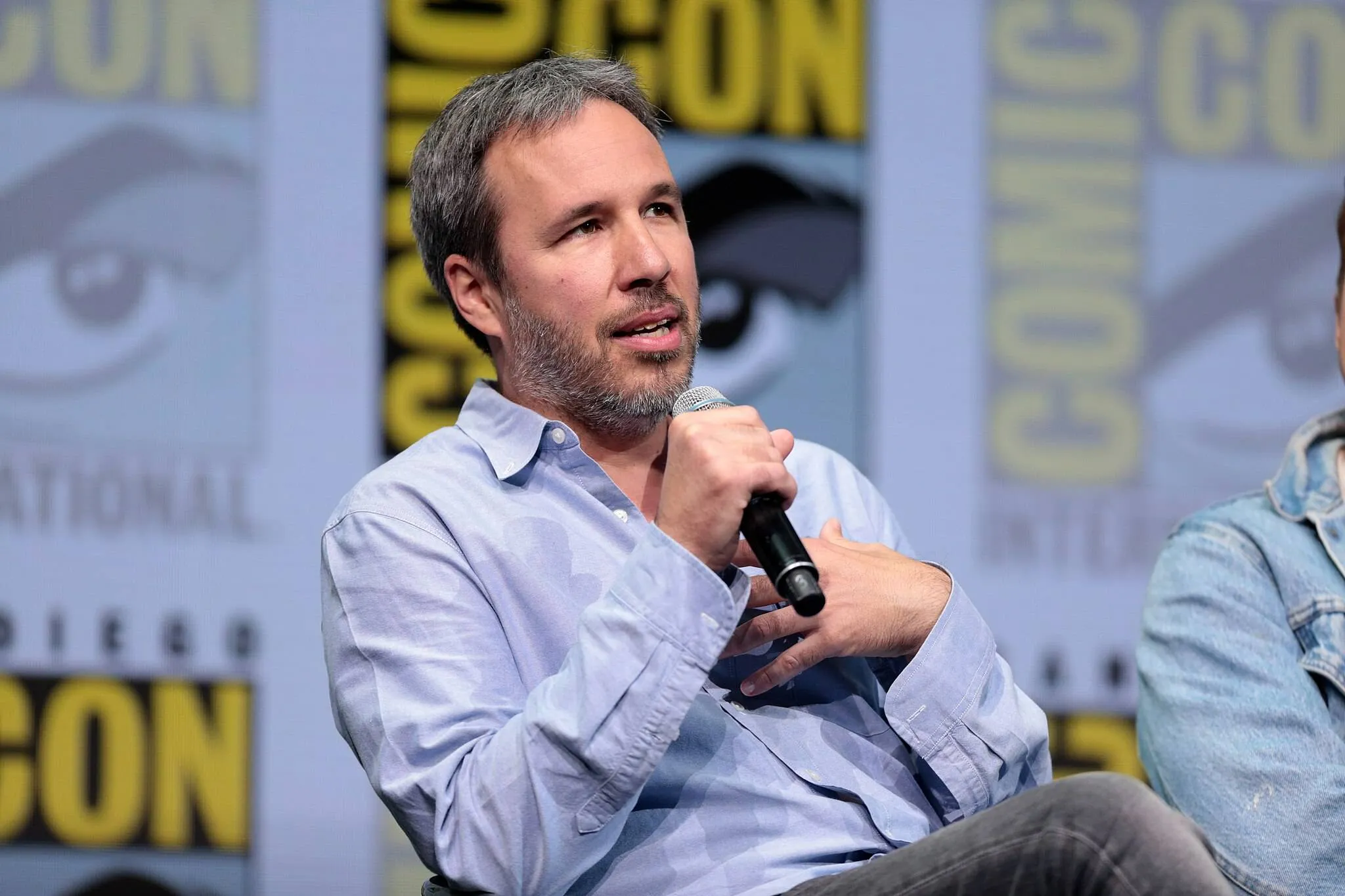 Denis Villeneuve regisseert volgende James Bond-film: "ongelooflijk spannend!"