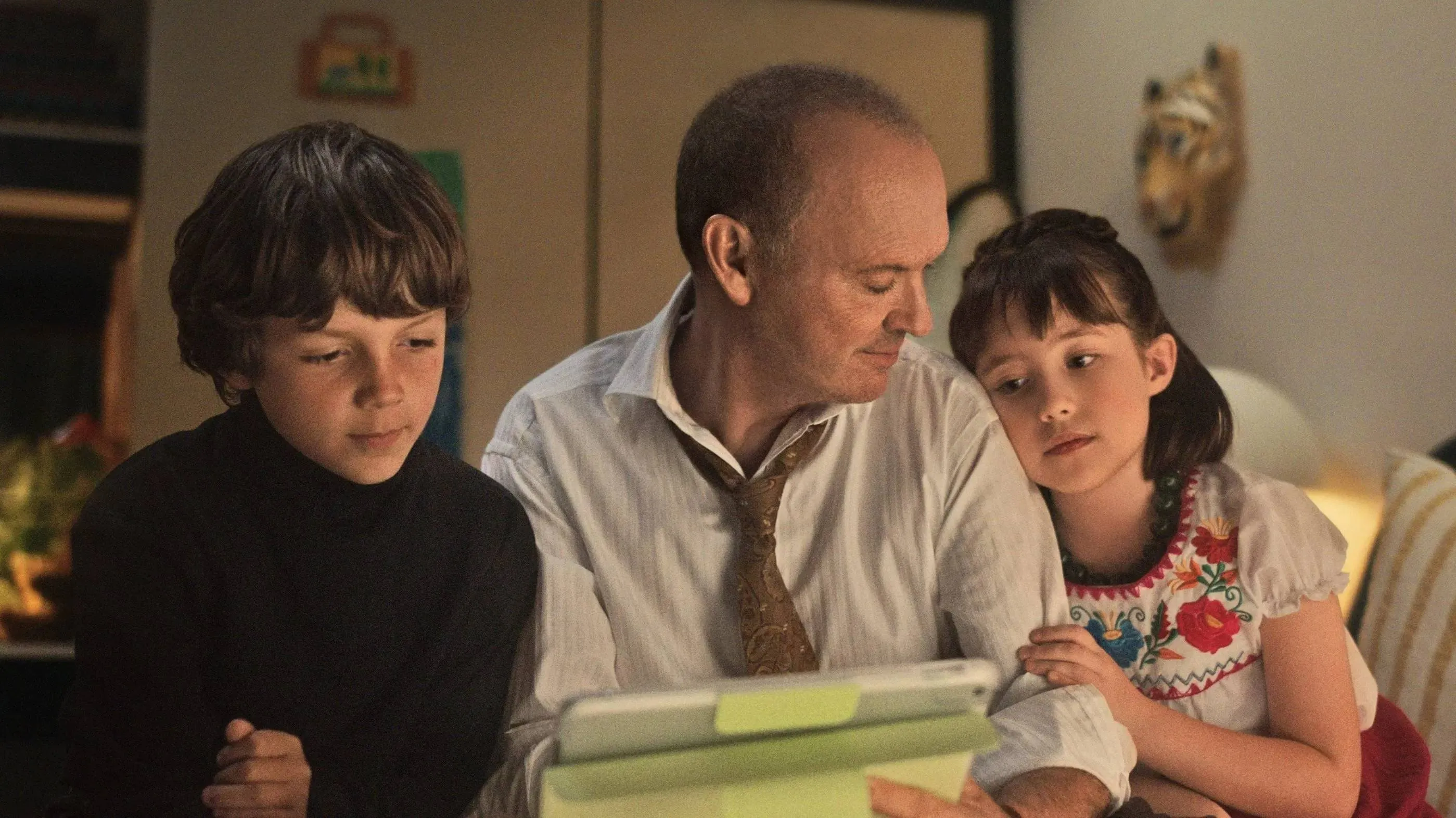 Indrukwekkend drama met Michael Keaton en Mila Kunis binnenkort te zien op Netflix