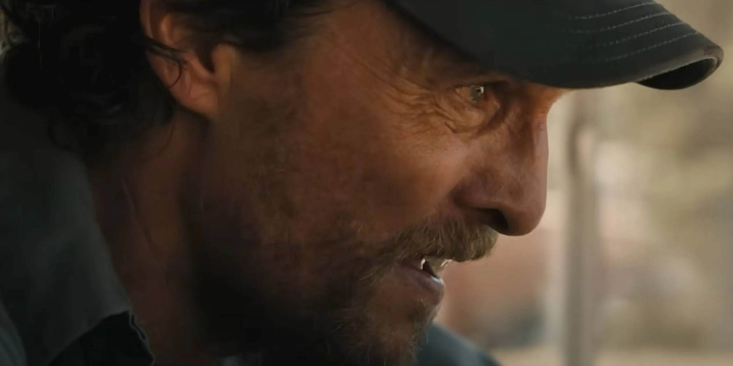 McConaughey is een heldhaftige buschauffeur in de aangrijpende trailer van 'The Lost Bus'