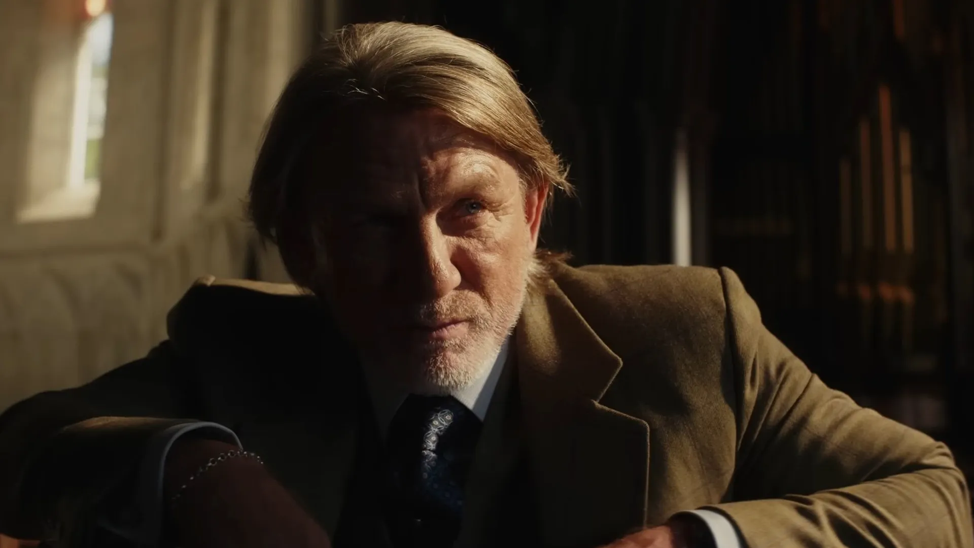 Netflix onthult eerste teaser én releasedatum van nieuwe 'Knives Out'-film met Daniel Craig