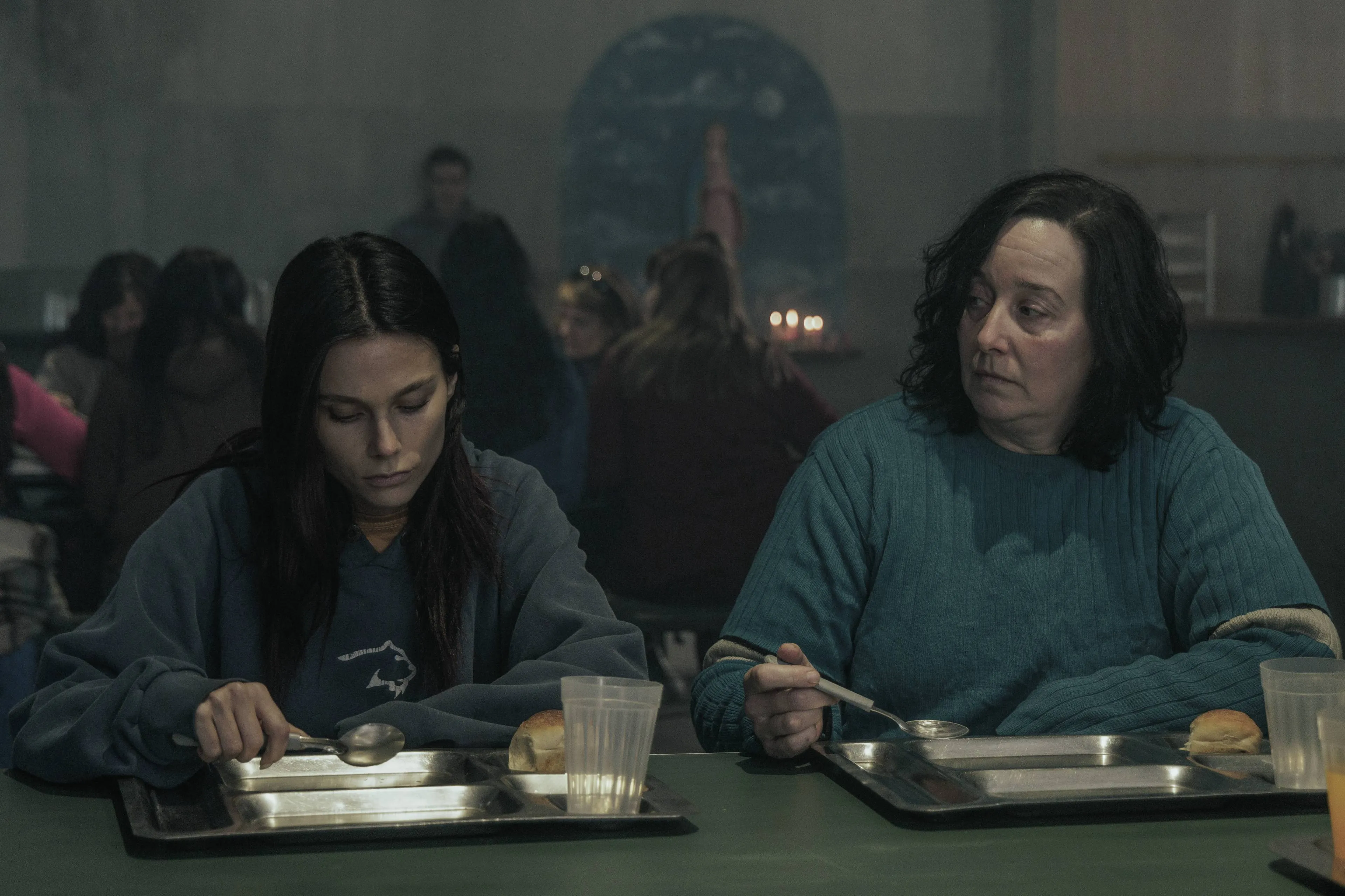 'In the Mud' trailer: nieuwe, keiharde gevangenisserie komt binnenkort naar Netflix