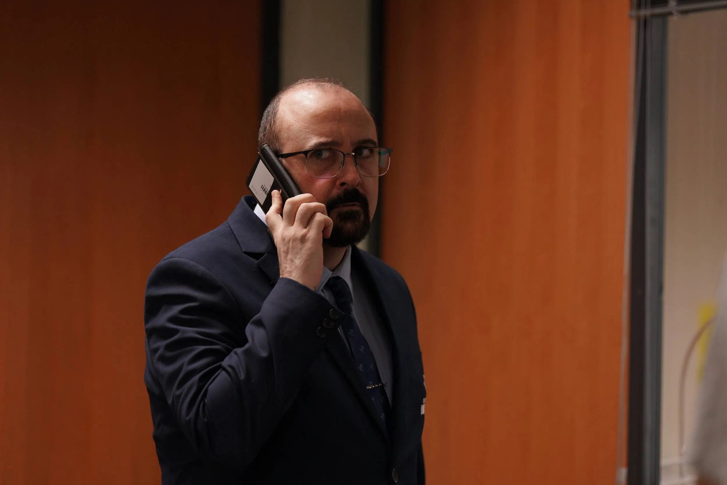Netflix hengelt absurde Spaanse serie binnen en plakt er een gloednieuw seizoen aan vast