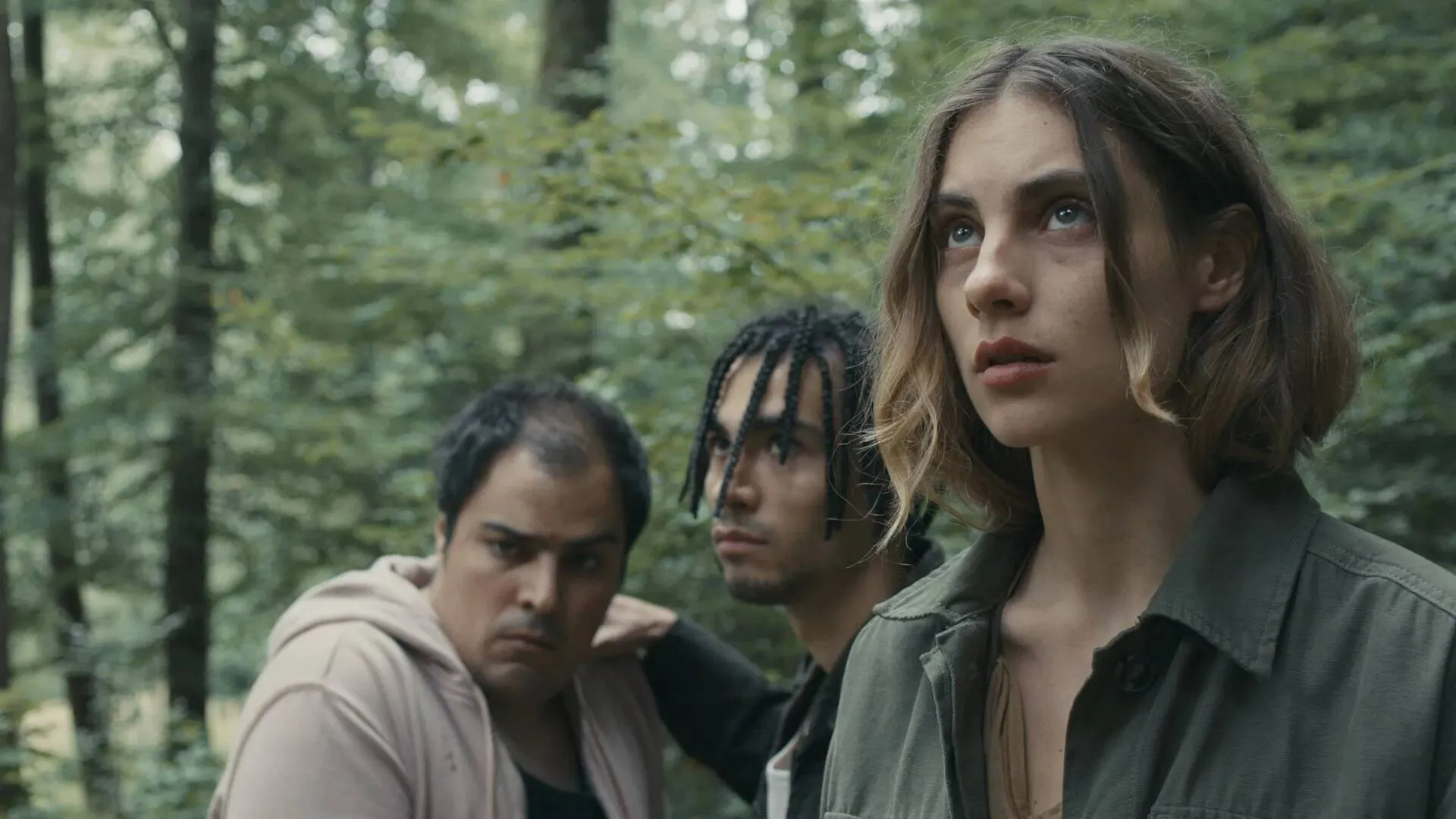 Deze Belgische Netflix-serie laat zien hoe een zomerkamp volledig ontspoort in een nachtmerrie