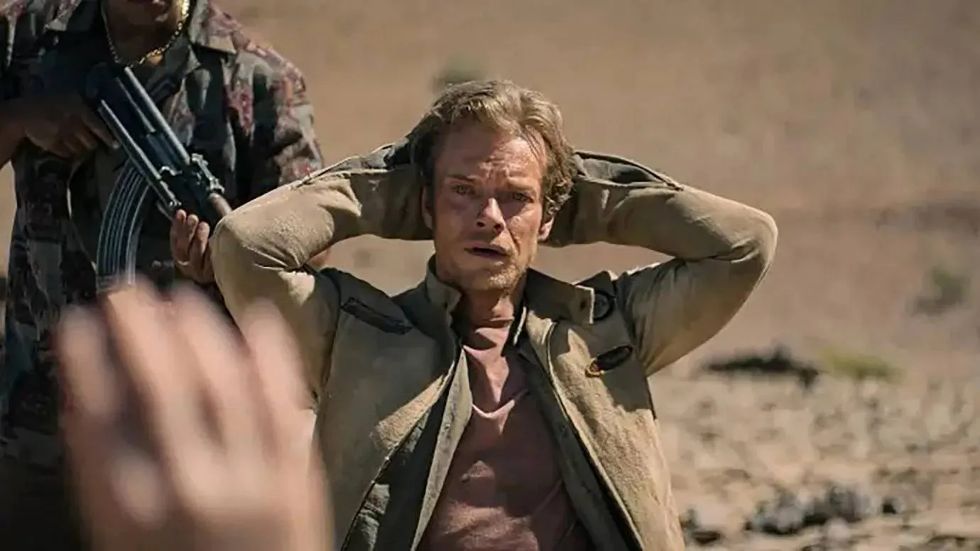'Atomic' trailer: Nieuwe actieserie met 'Game of Thrones'-acteur Alfie Allen
