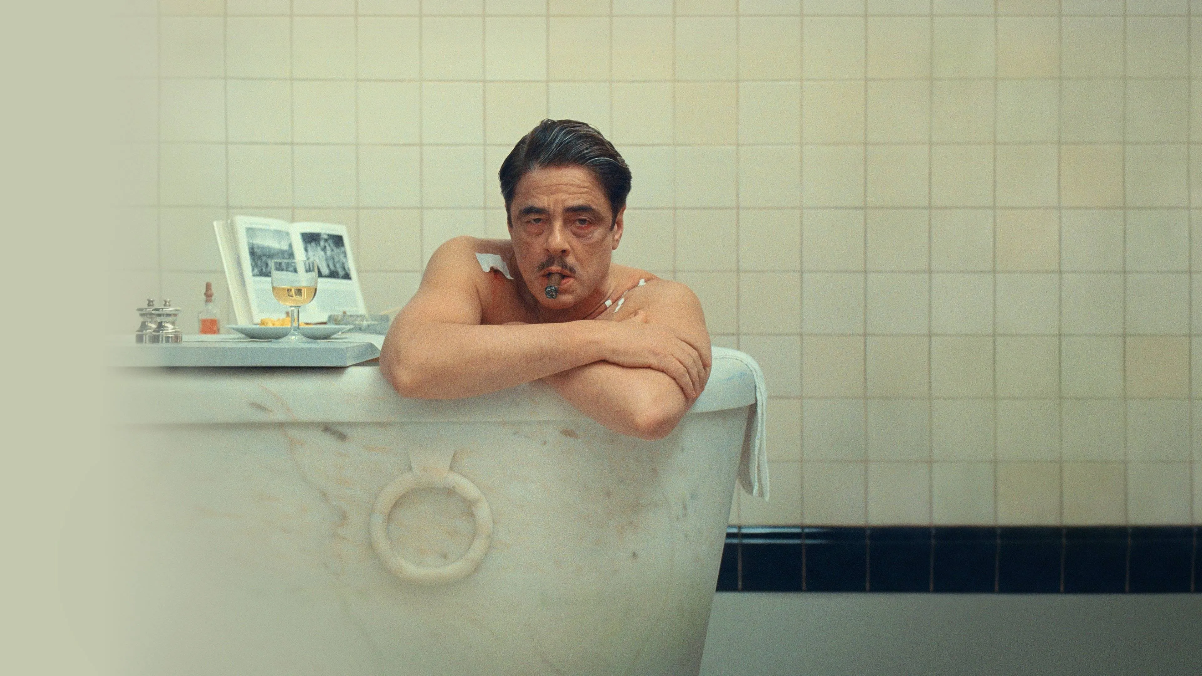 Win een gratis exemplaar van 'The Phoenician Scheme' op Blu-ray