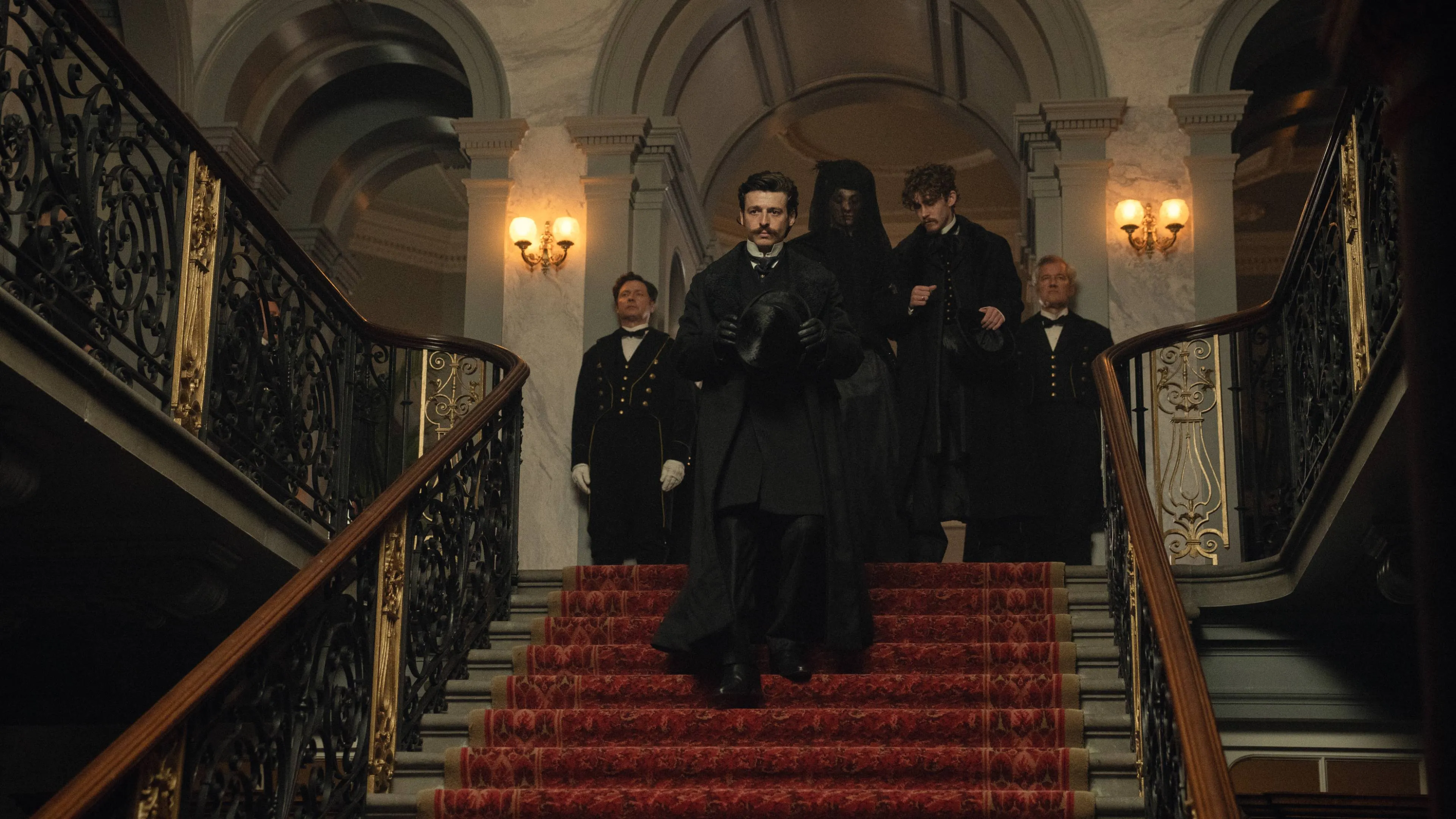 Historische dramaserie met Anthony Boyle neemt Netflix in één klap volledig over: "prachtig!"