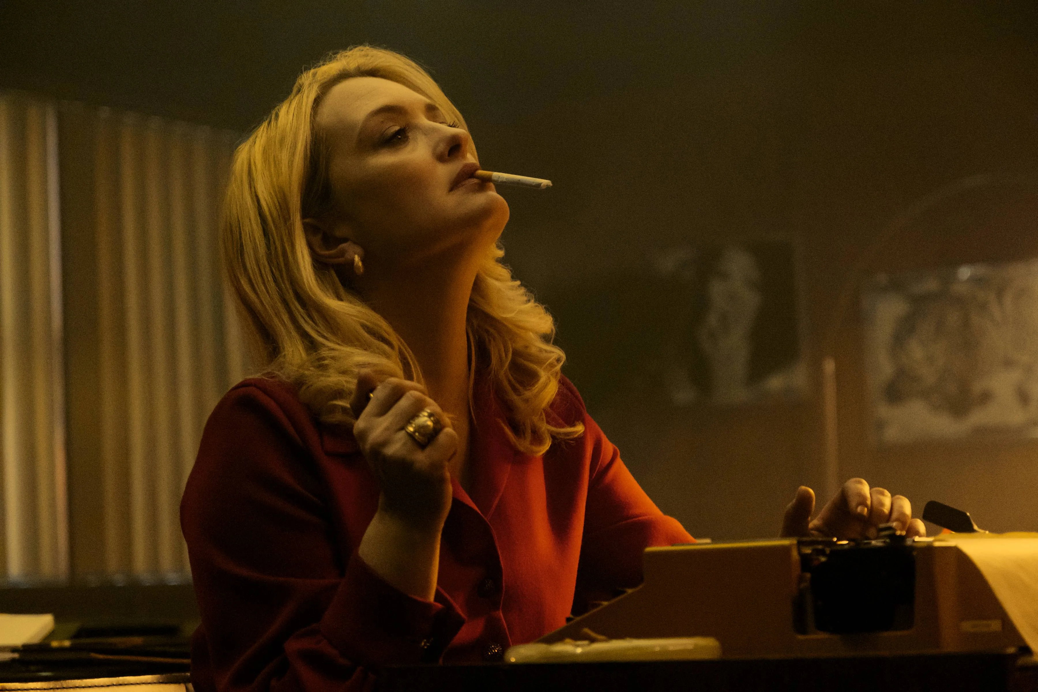 Netflix onthult eerste trailer van nieuwe waargebeurde miniserie 'Mrs Playmen'