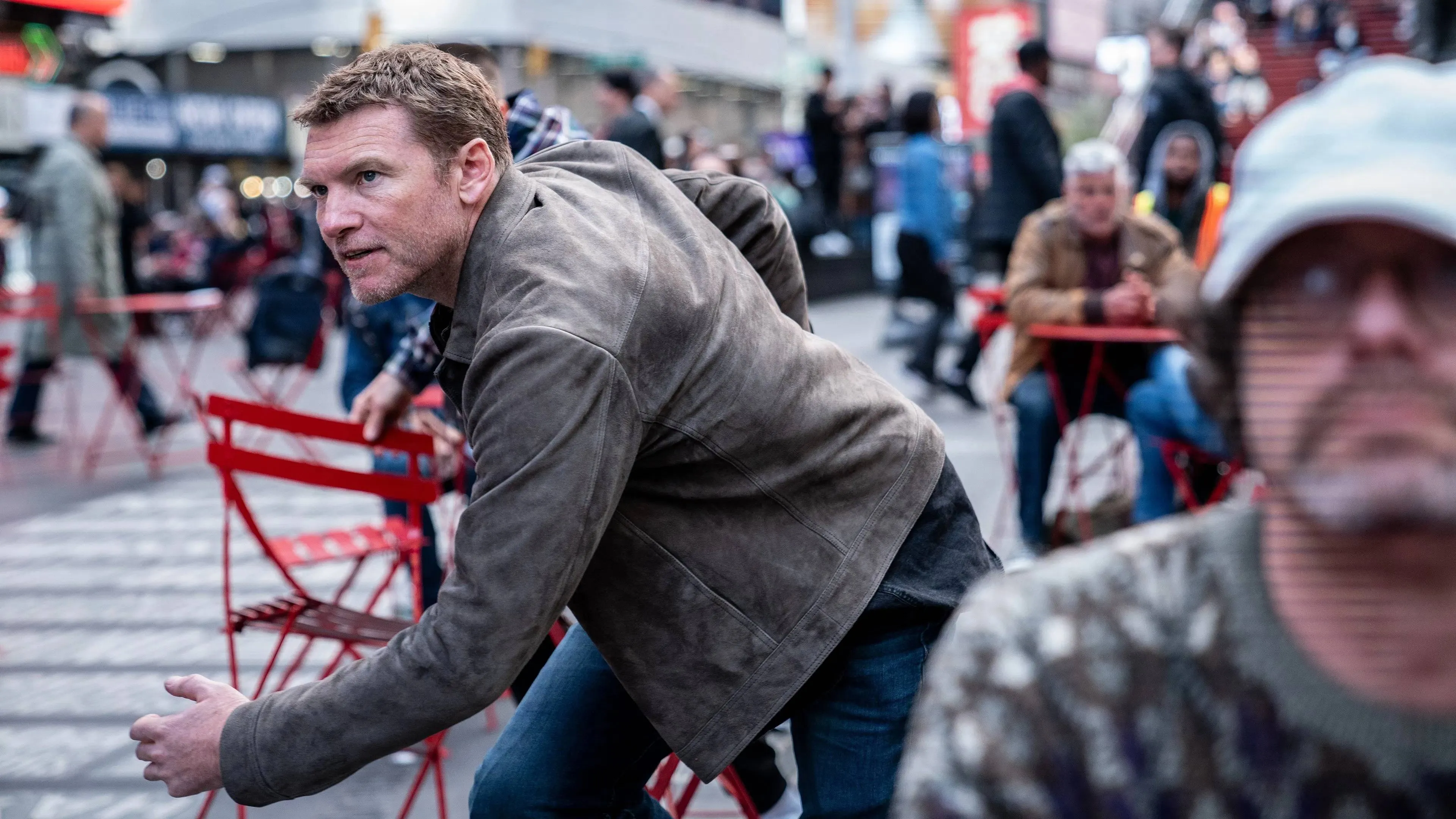 Zenuwslopende thriller met Sam Worthington en Lily James binnenkort te streamen