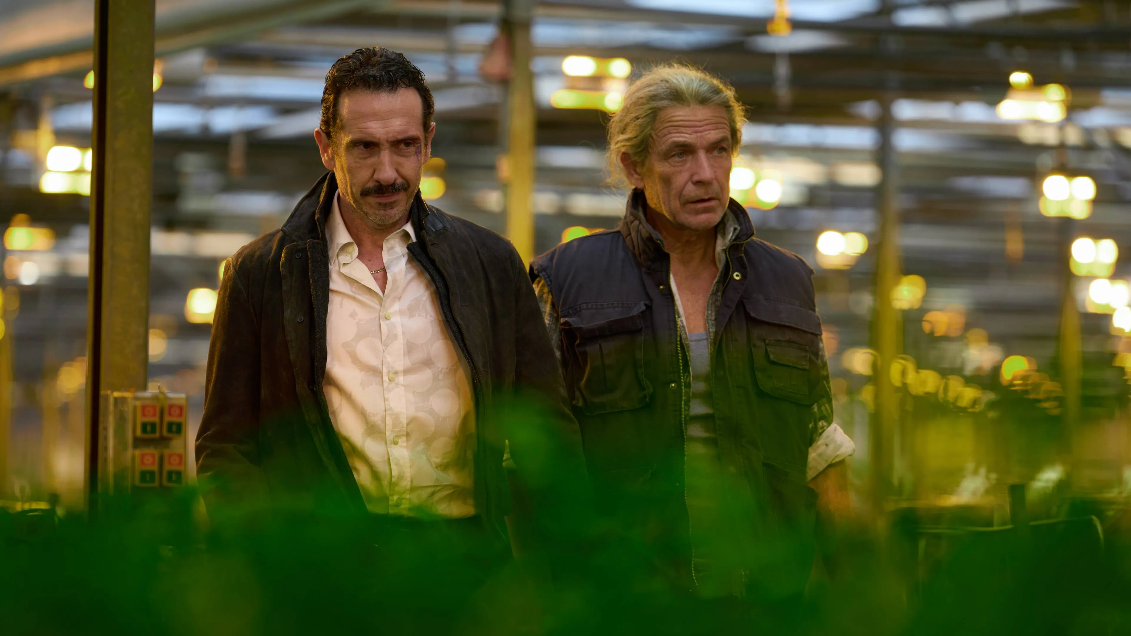 Nieuwe Nederlandse Netflix-serie is al na één dag een enorme hit: "in één ruk uitgekeken!"