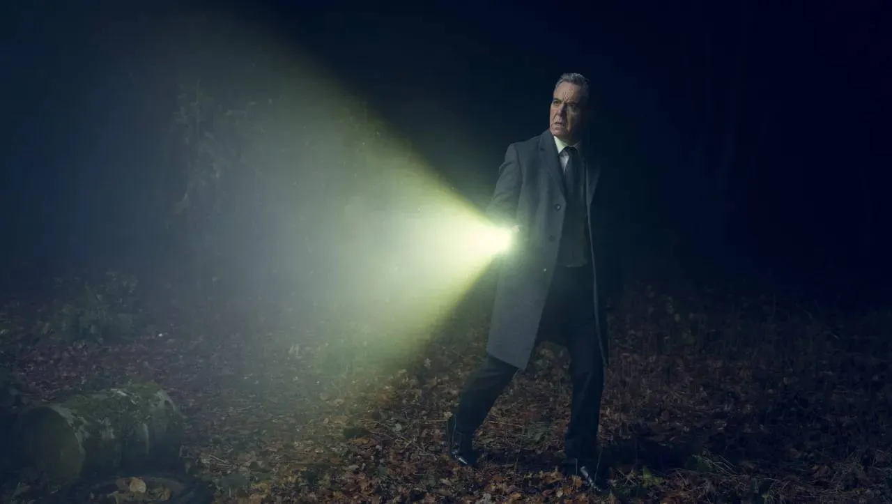 Netflix deelt eerste beelden én releasedatum van nieuwe Harlan Coben-serie 'Run Away'