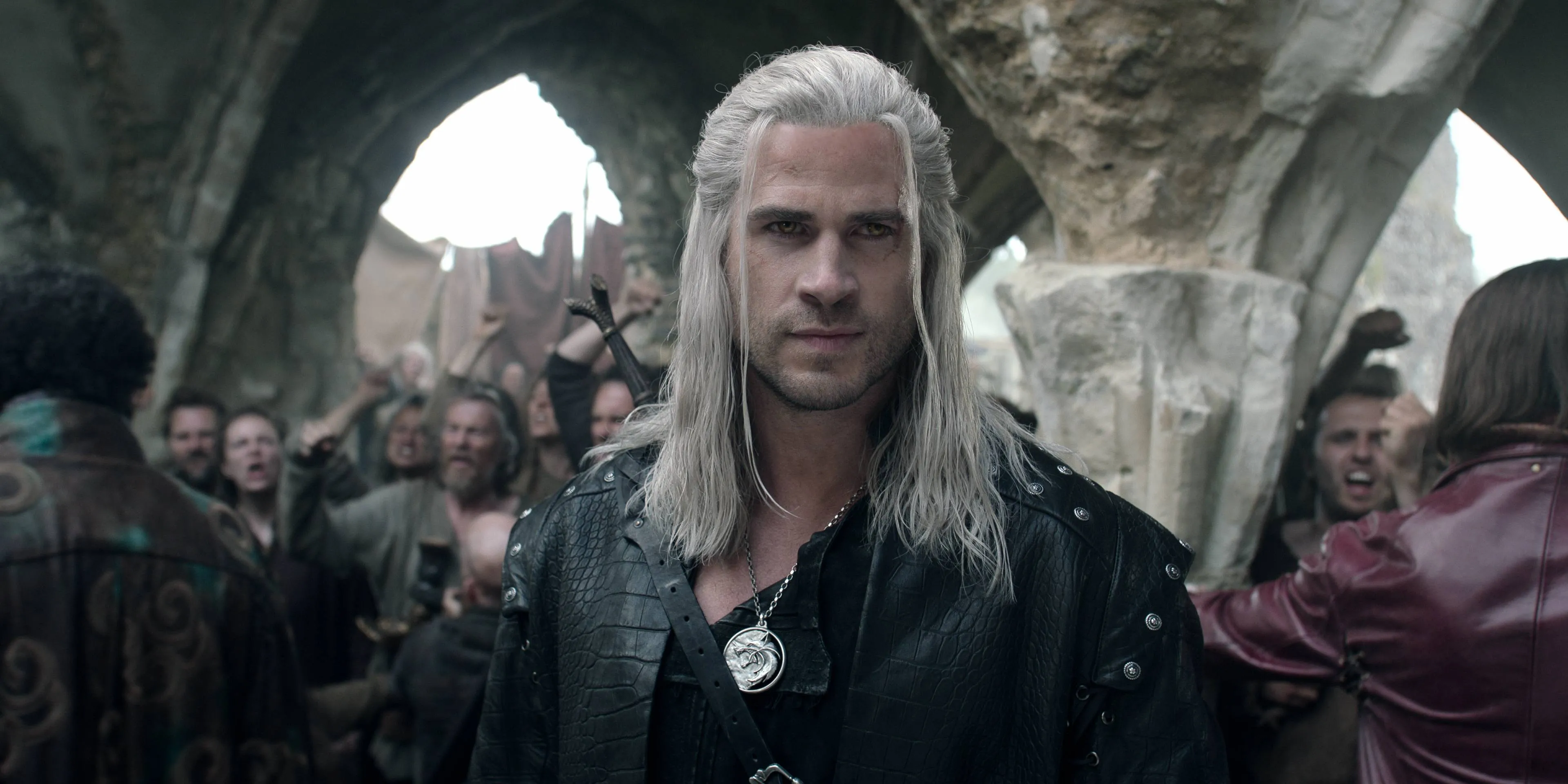 Liam Hemsworth is Geralt of Rivia in de officiële trailer van 'The Witcher' seizoen 4
