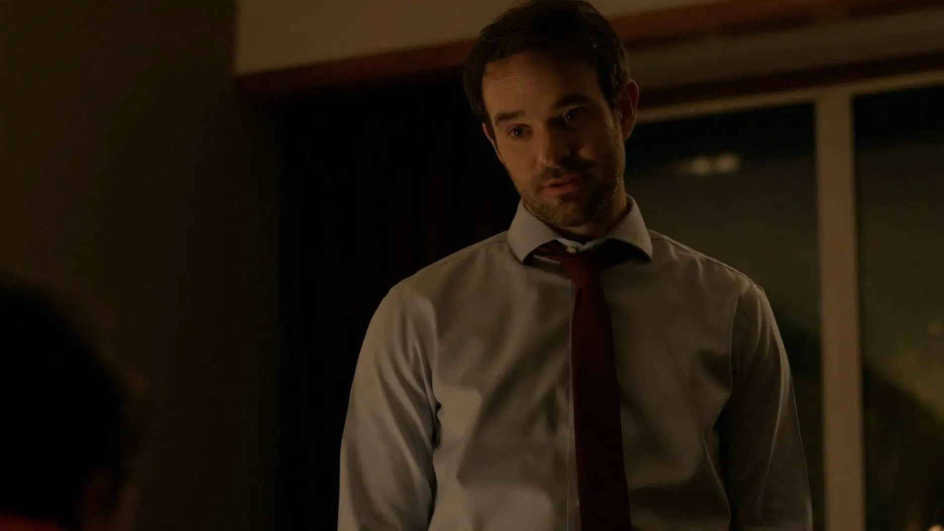 Niets is wat het lijkt in deze spannende Britse Netflix-serie met Marvel-acteur Charlie Cox