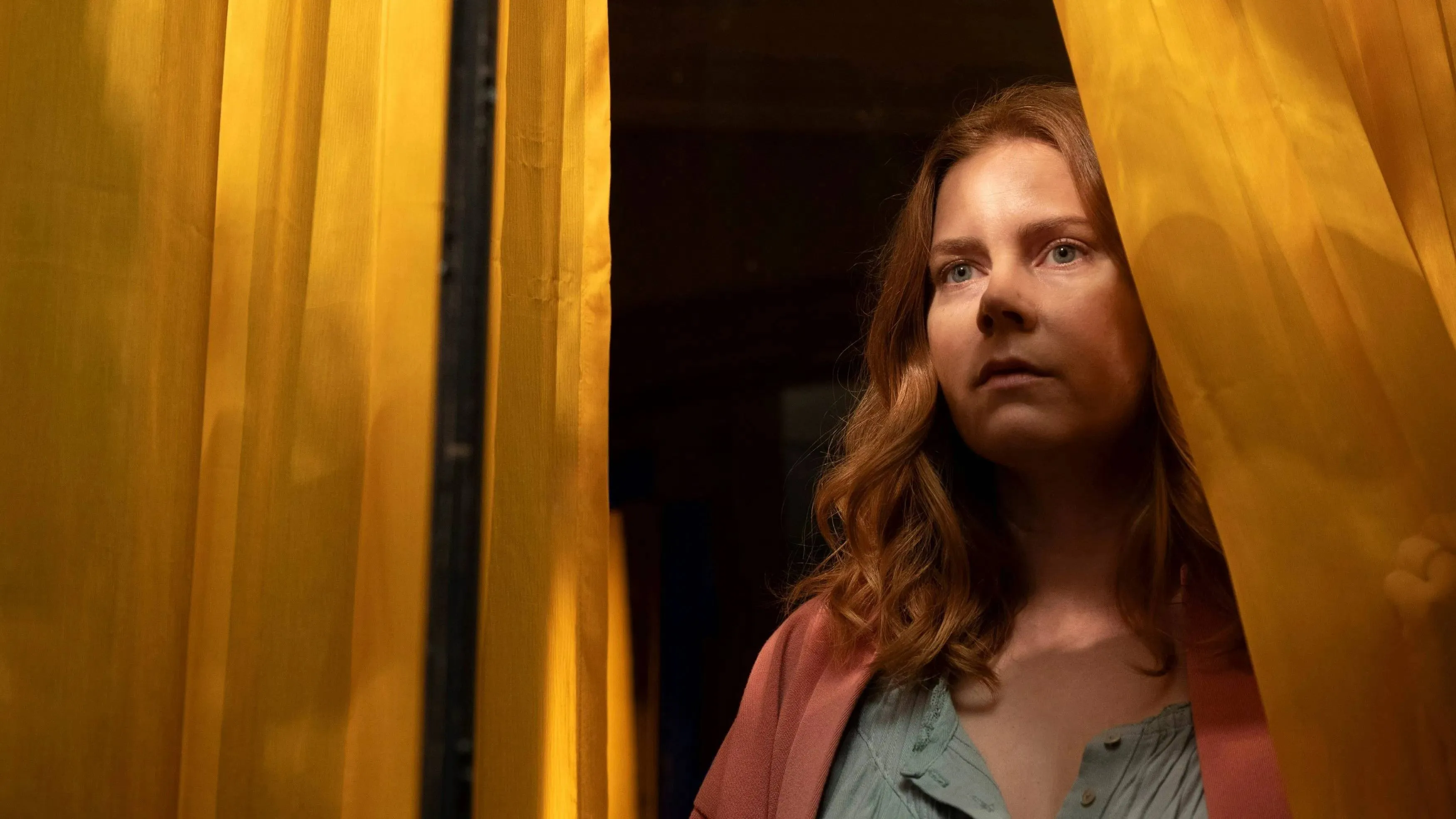 Mysterieuze Netflix-thriller met Amy Adams wordt geprezen door kijkers: "Behoorlijk spannend!"