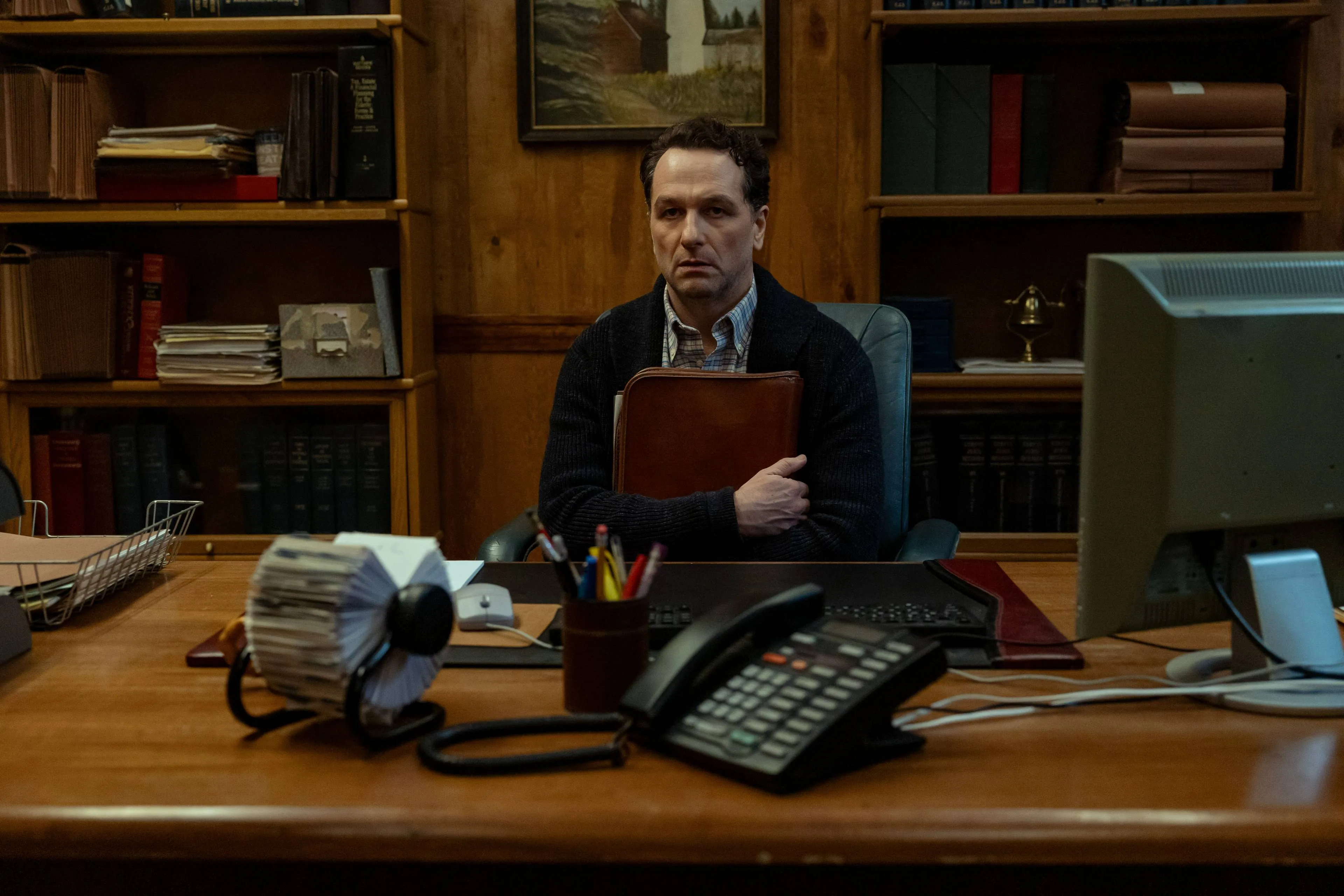 Mysterieuze nieuwe thrillerserie 'Widow’s Bay' vanaf april te streamen