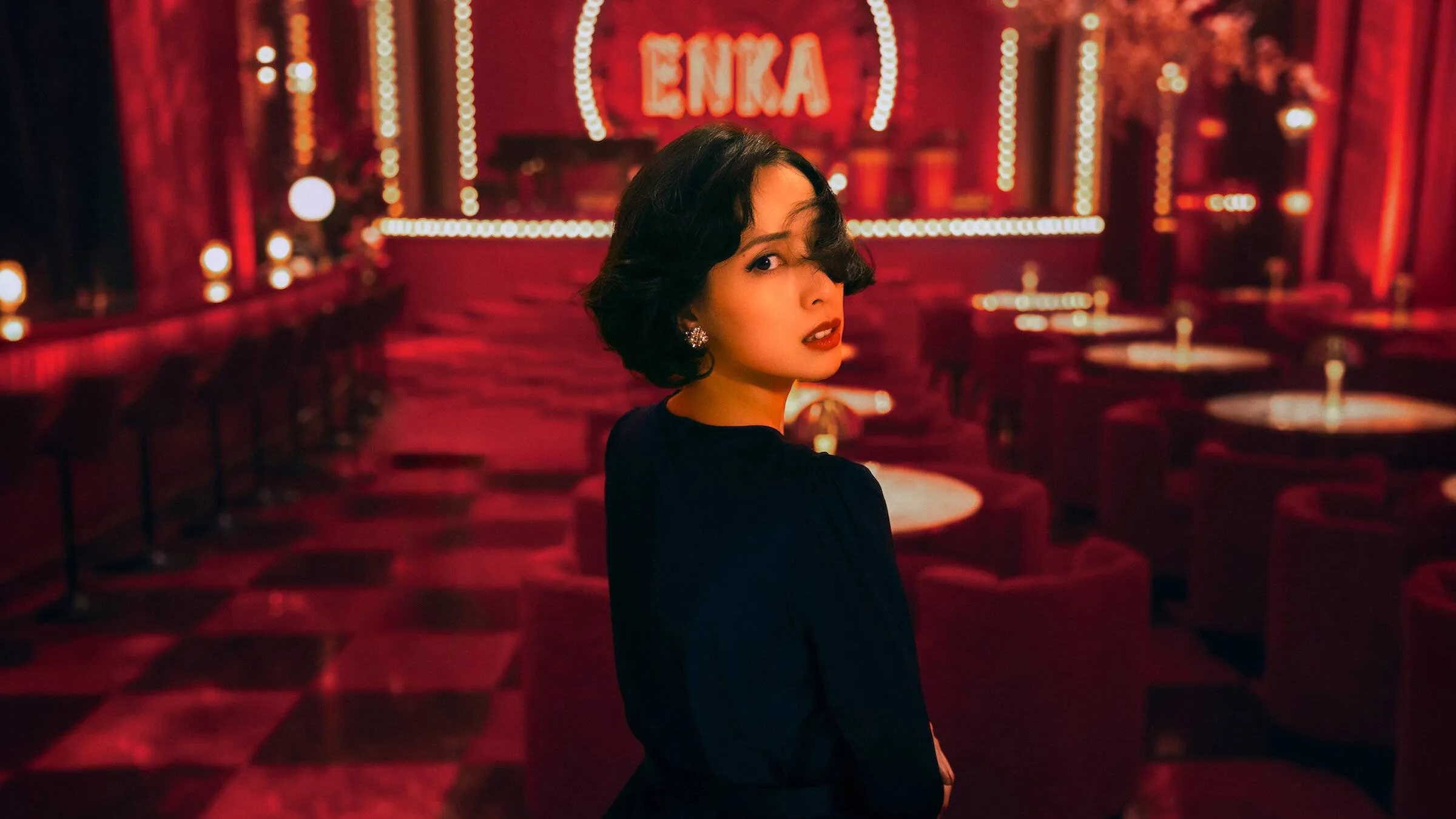 'Straight to Hell' trailer: gloednieuwe Netflix-serie vanaf april te streamen