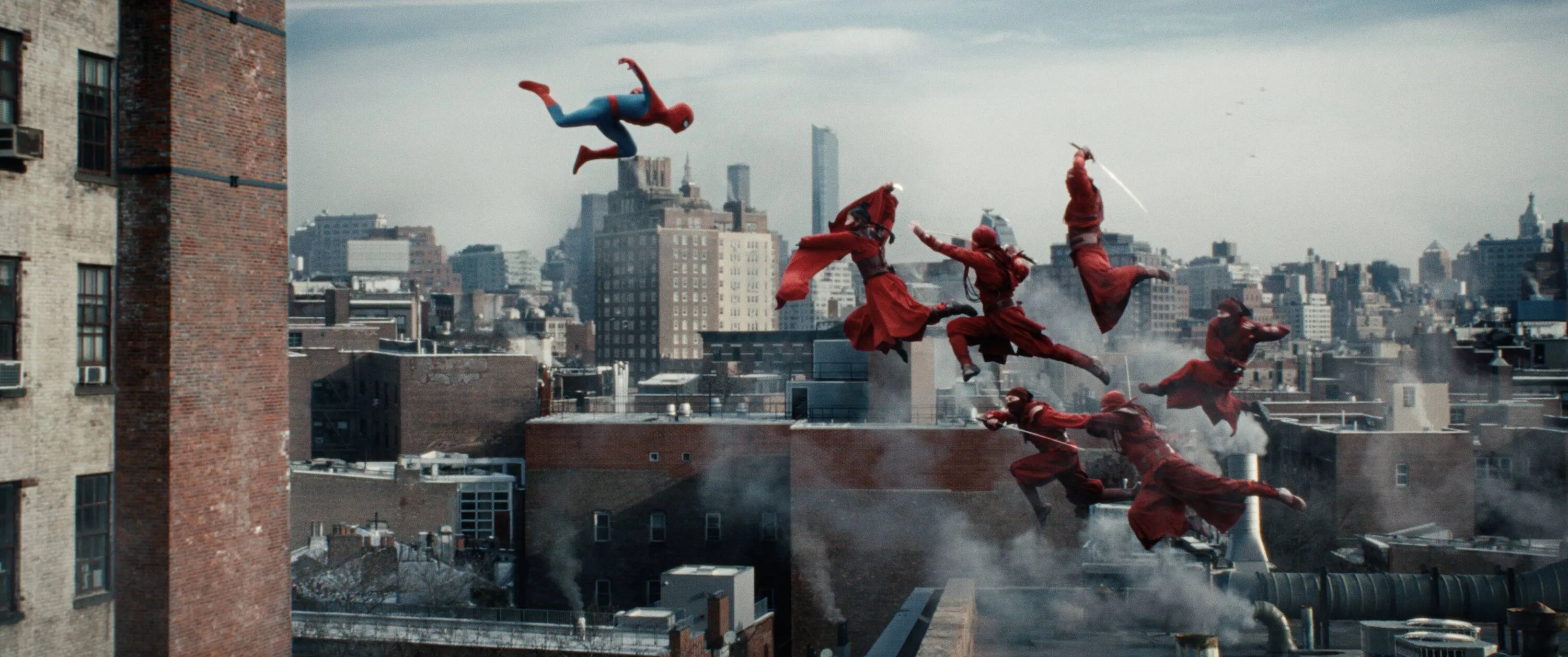 Tom Holland pakt de draad op in de trailer van 'Spider-Man: Brand New Day'
