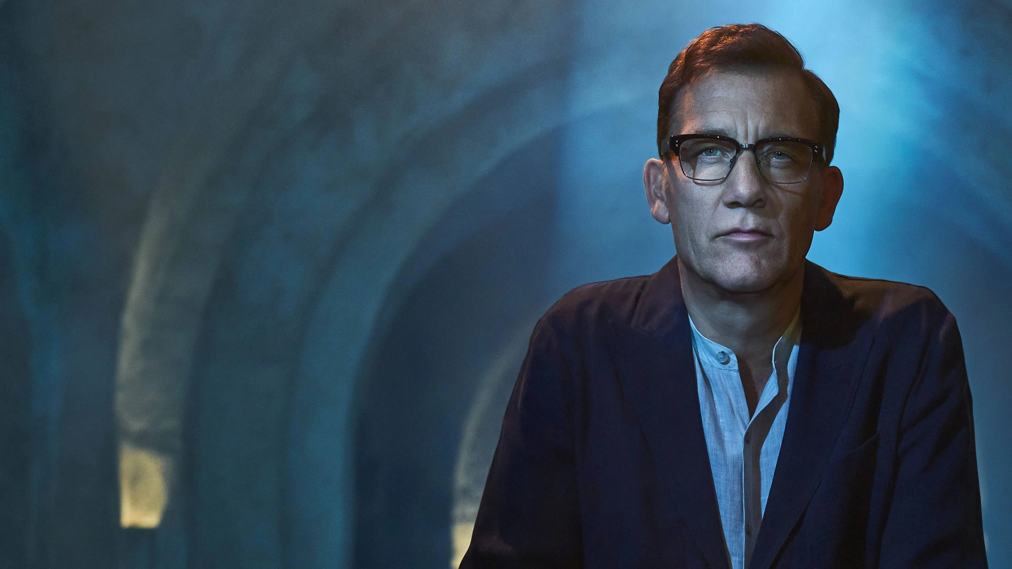 Mysterieuze thrillerserie met Clive Owen wordt in één weekend verslonden