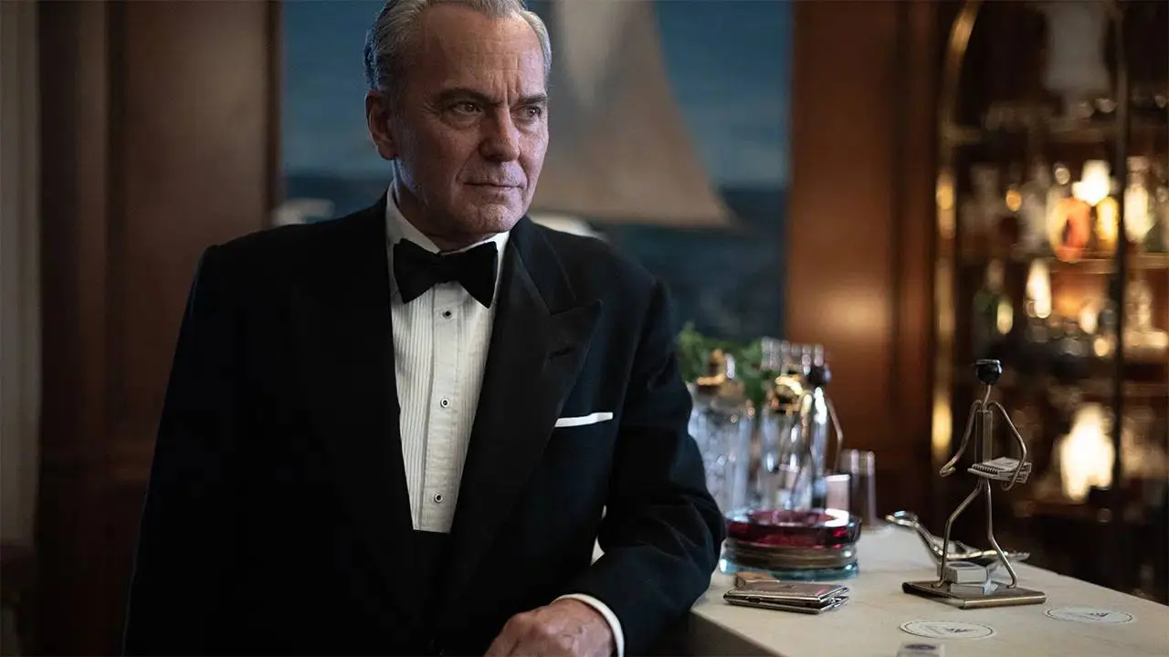 Netflix deelt eerste beelden van mysterieuze miniserie met José Coronado