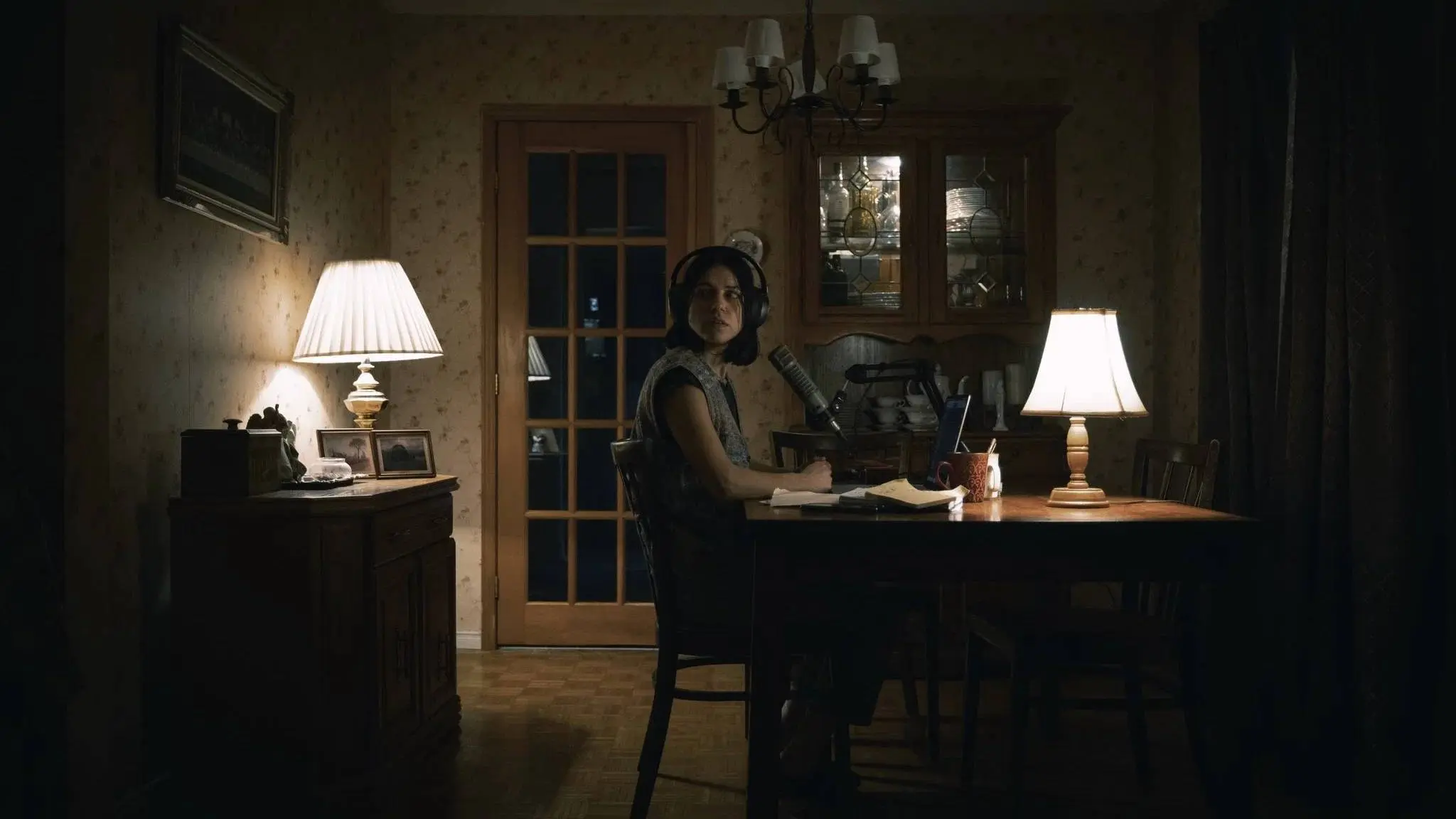 Nieuwe A24-horrorfilm met 'The Handmaid's Tale'-actrice nu te zien op Netflix