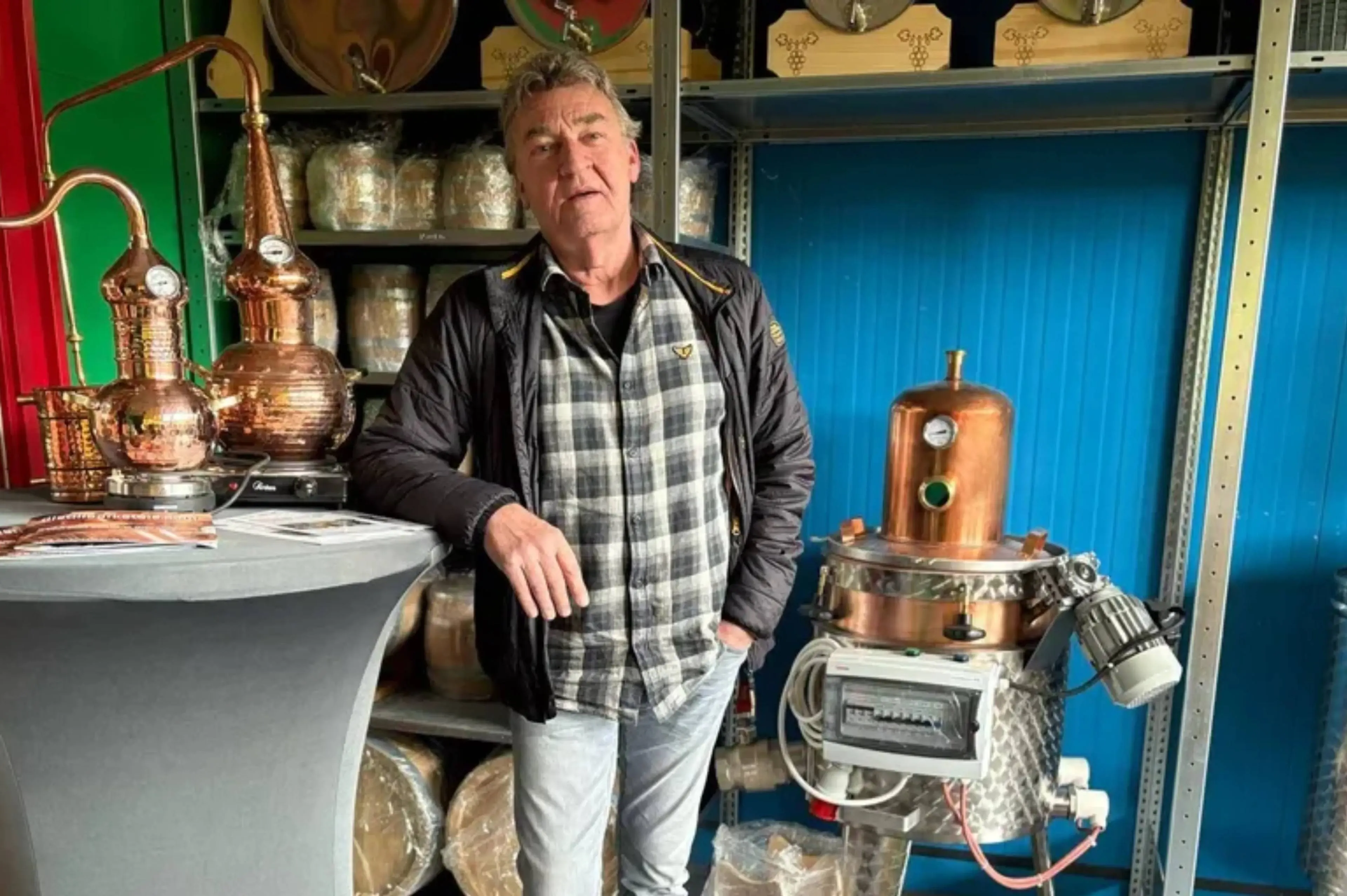 Erik ten Velde van Stokerij de Branding verkoopt ketels én wil graag een High Ester rum maken
