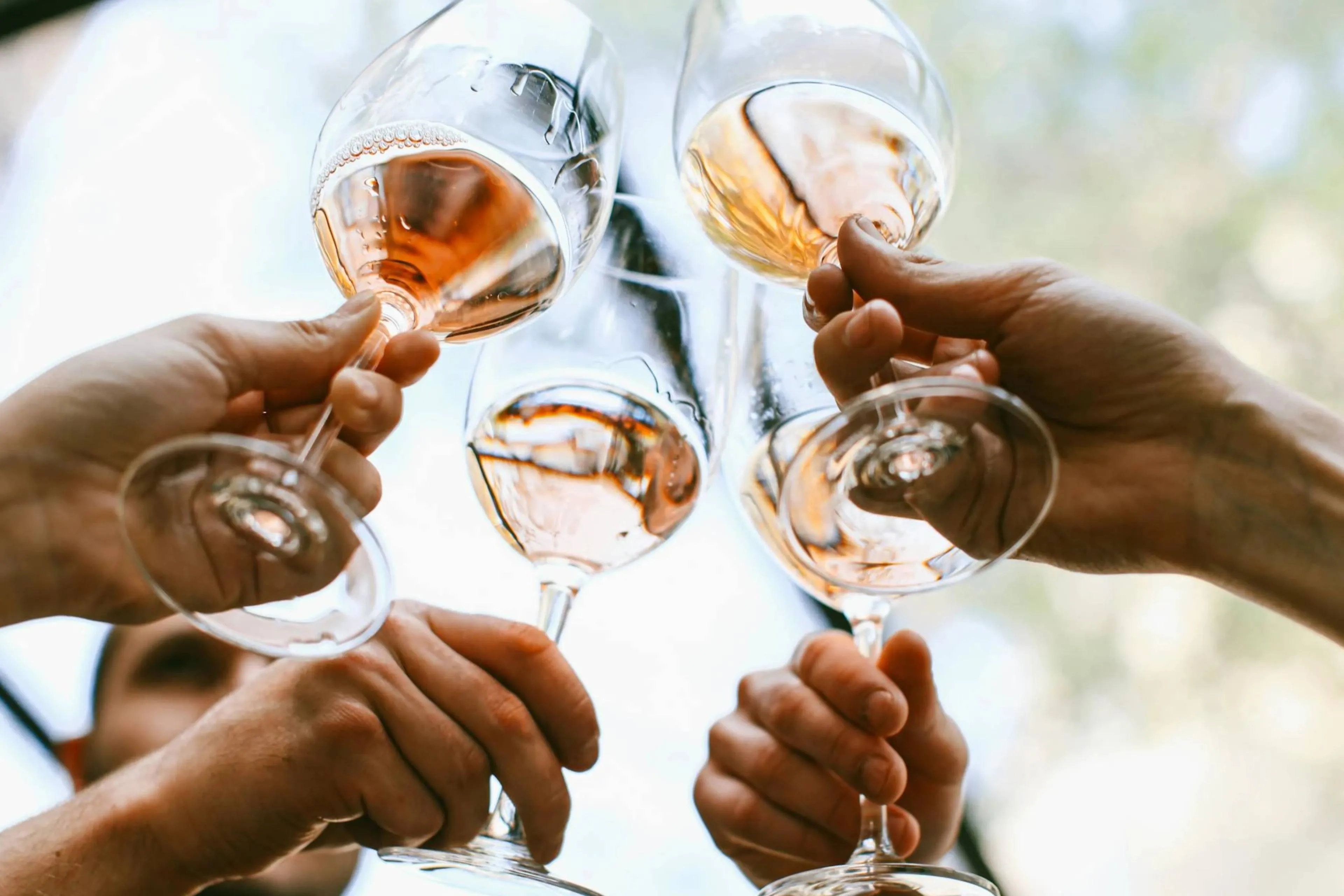 Gert en co lanceren eigen roséwijn genaamd ‘De Verhulstjes’