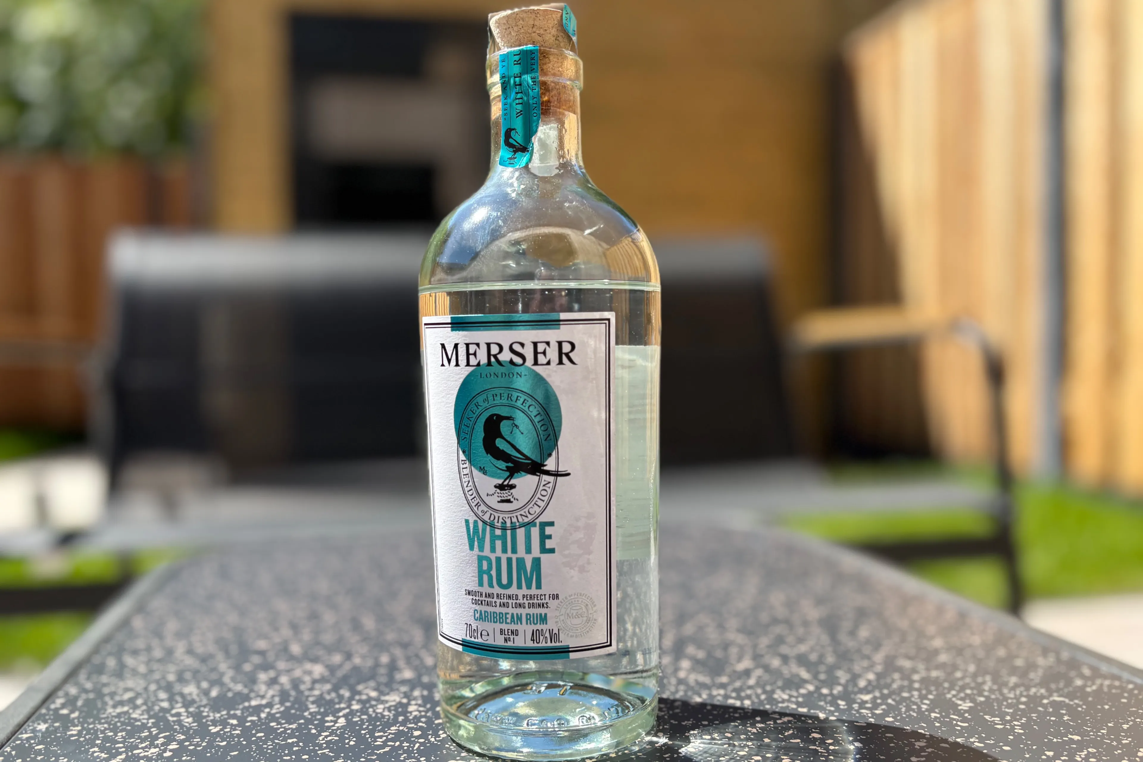 De Merser White Rum leent zich voor elke gelegenheid (Review)