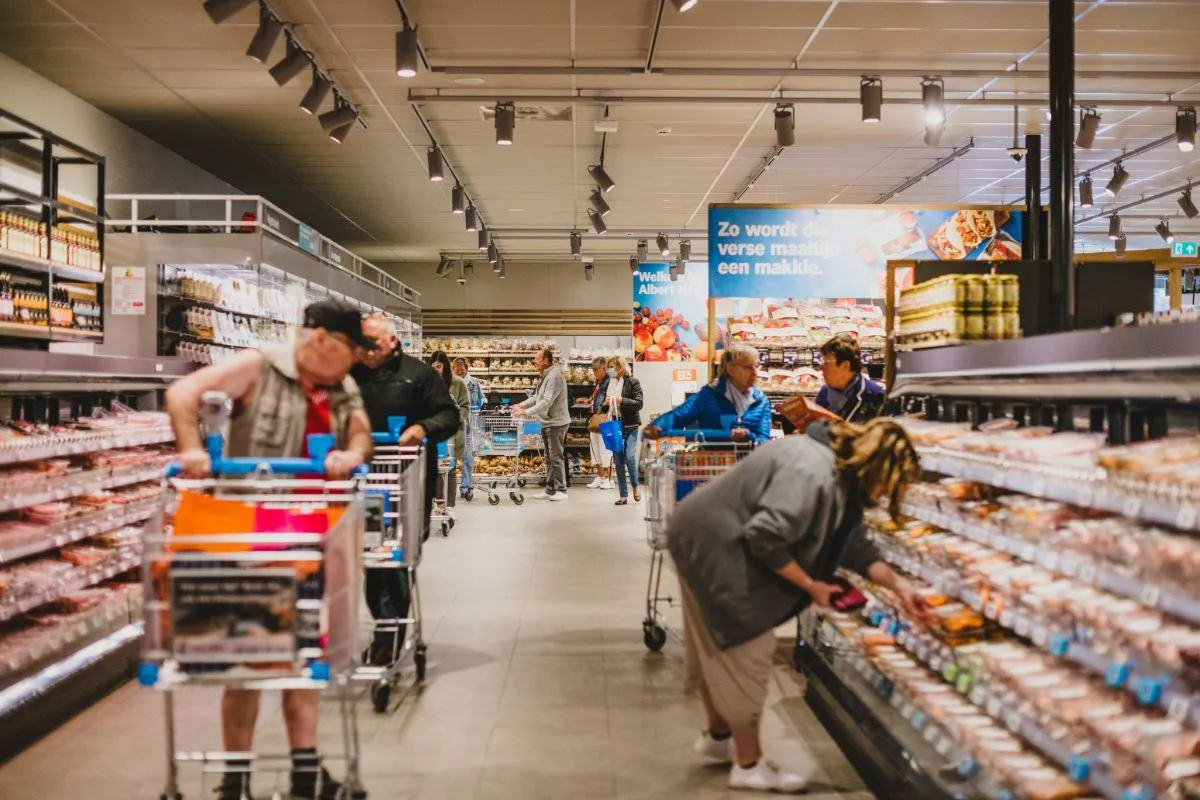 albert heijn supermarkt