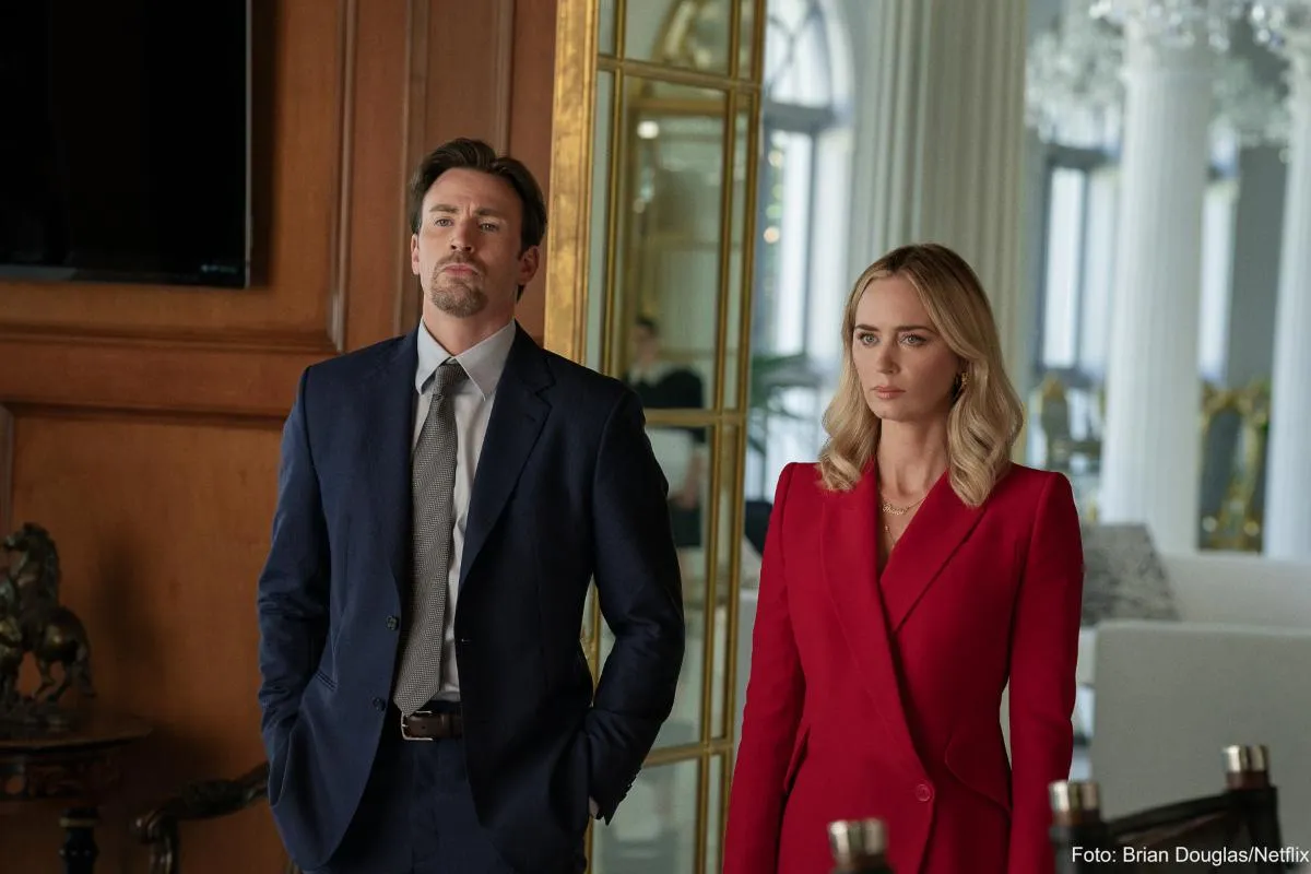 Let op met gloednieuwe film met Chris Evans en Emiliy Blunt op Netflix, eenmaal begonnen is het moeilijk om te stoppen: "Echt een wake-up call"