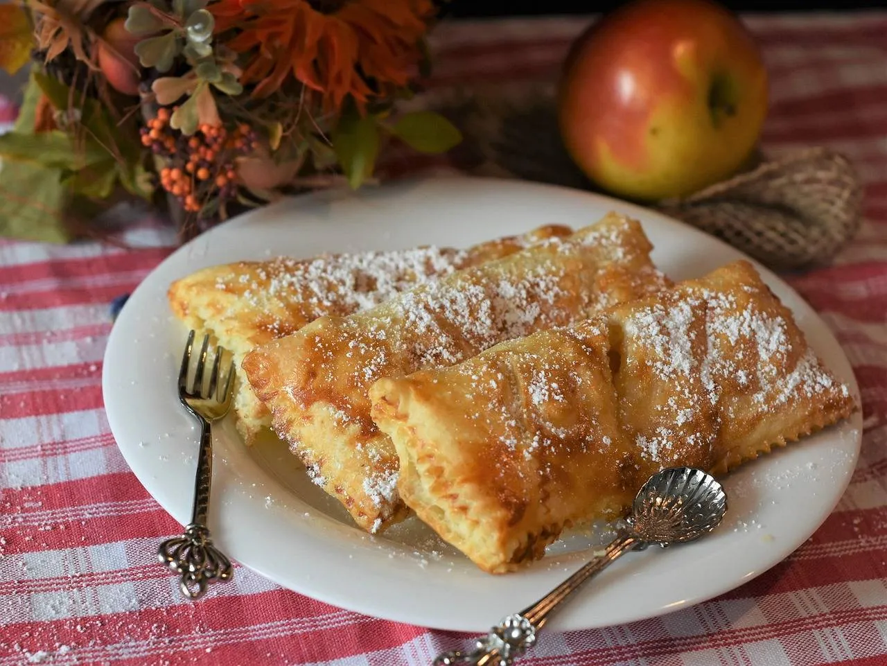 In slechts 20 minuten: het beste appeltaartje ooit in bladerdeeg