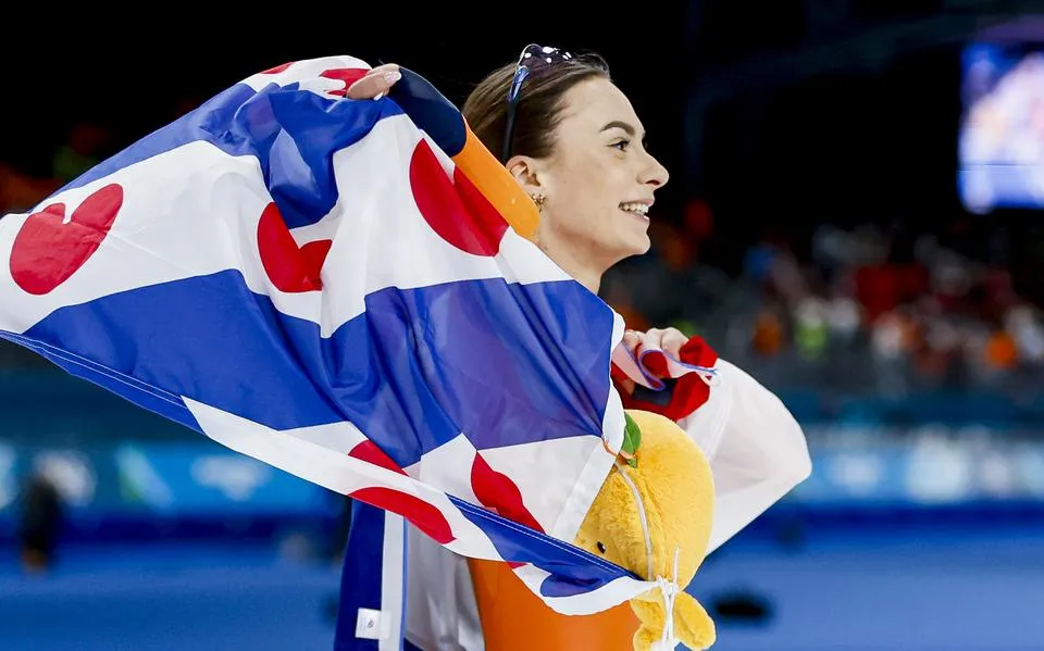 femke20met20friese20vlag