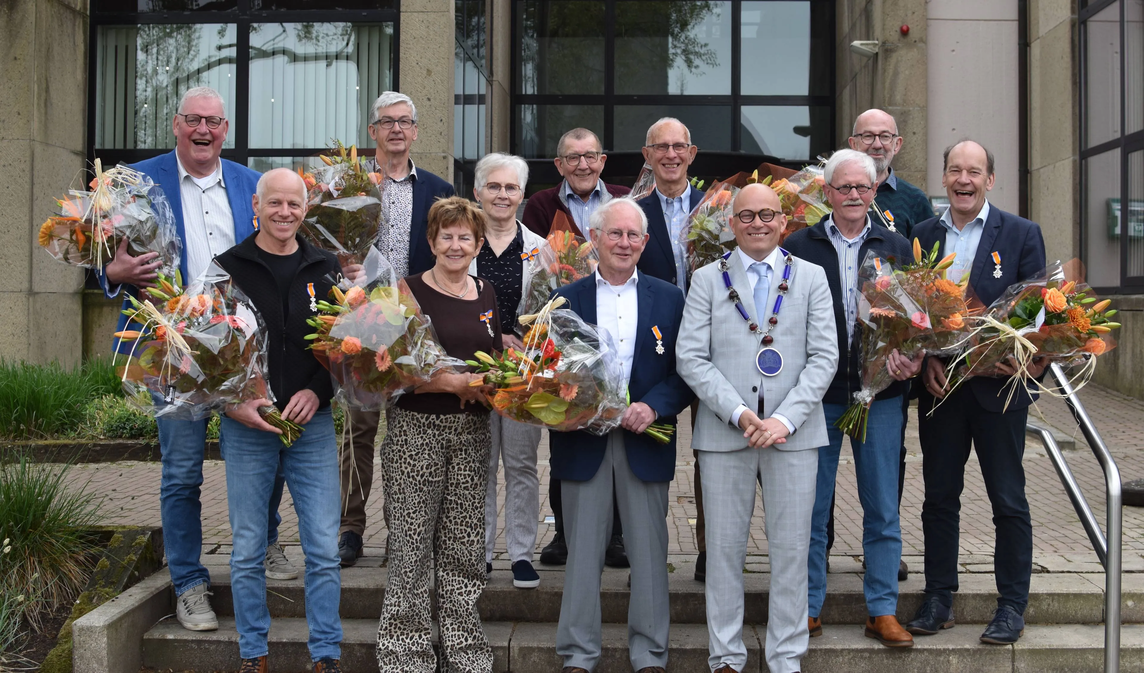 groepsfoto lintjesregen gemeente tubbergen