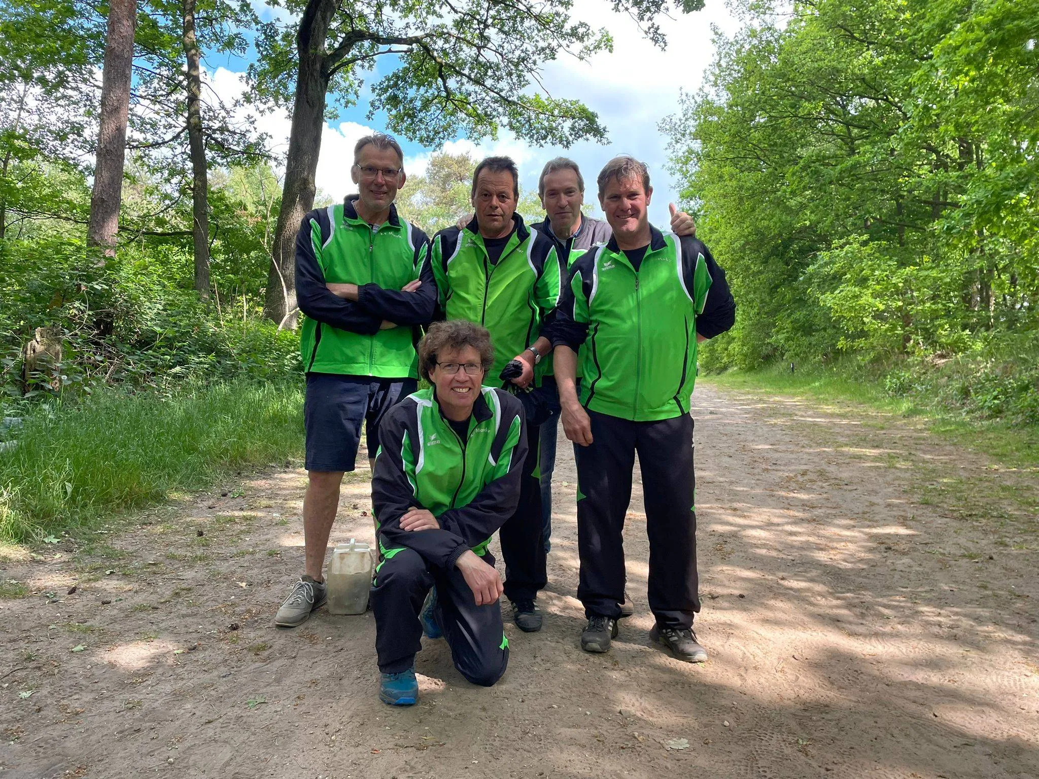 kv mander 1 kampioen 2e klasse veldcompetitie knmt