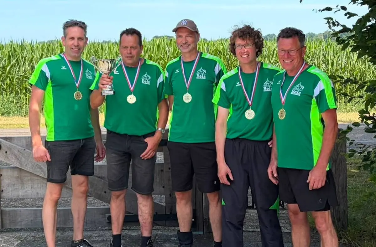 Heren veteranen Mander winnaar Veldcup 2026 (1)