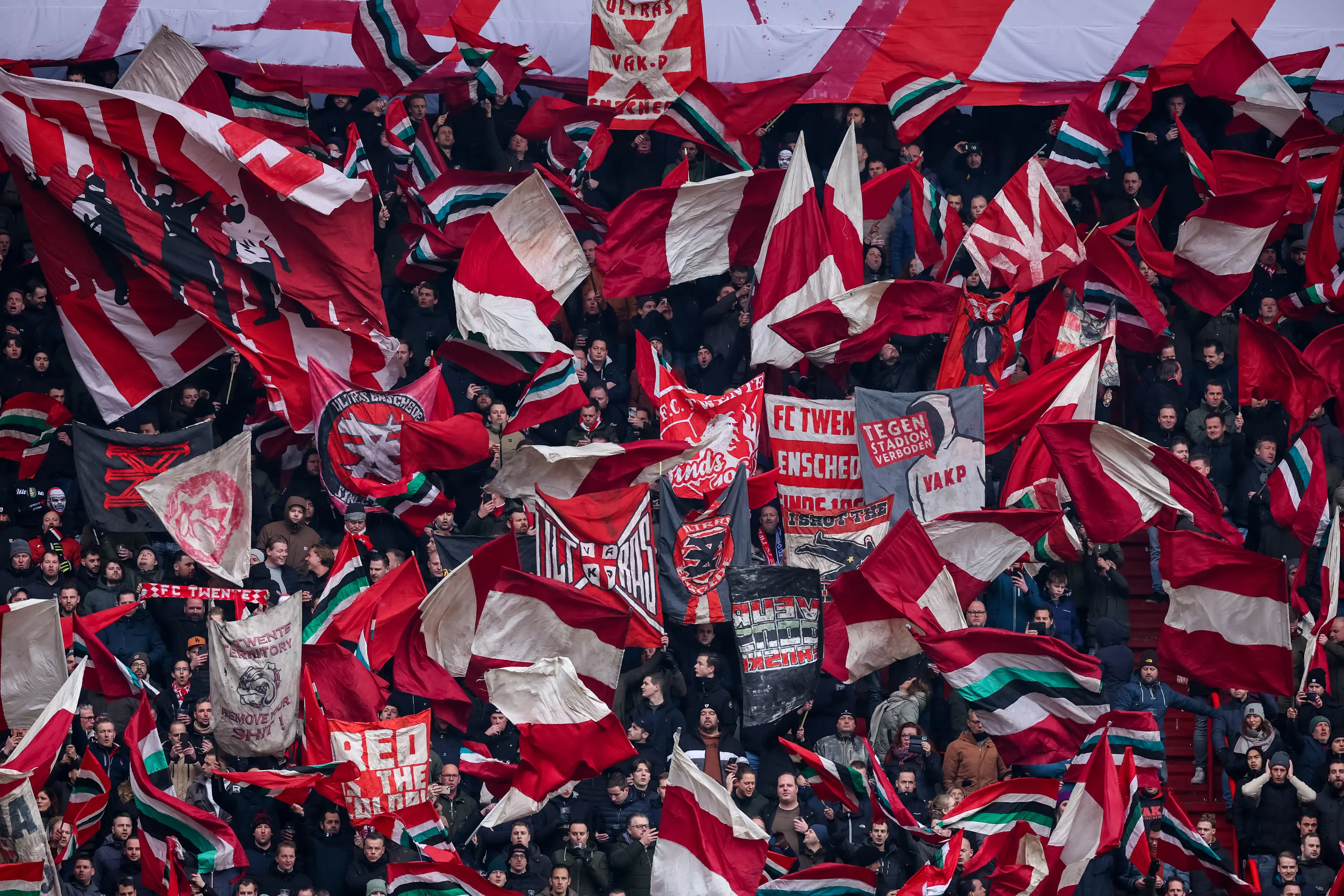 sfeeractie vak p twente feyenoord 2023 grolsch veste