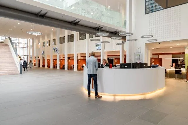 gemeentehuis binnen